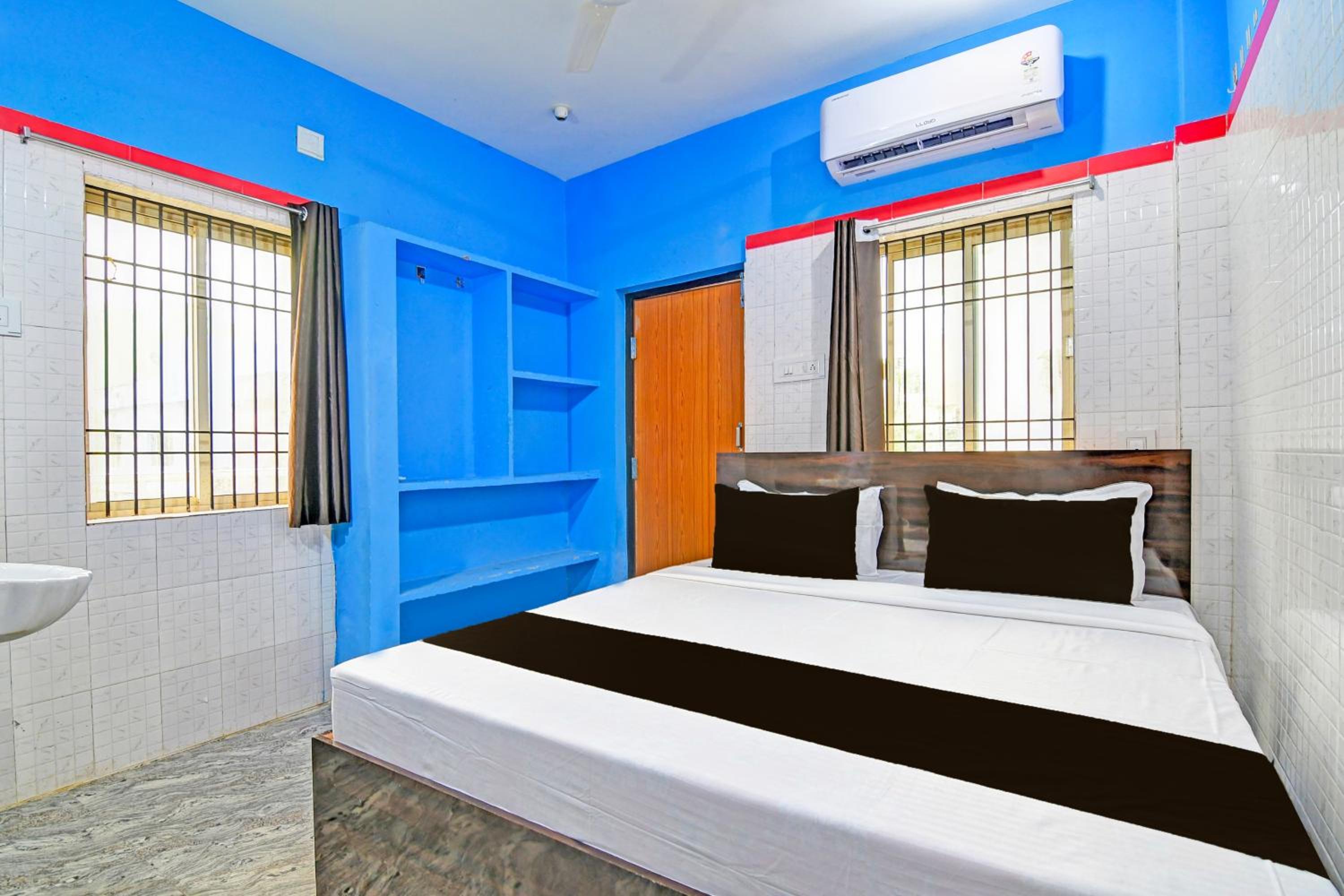 Classic Triple Room
