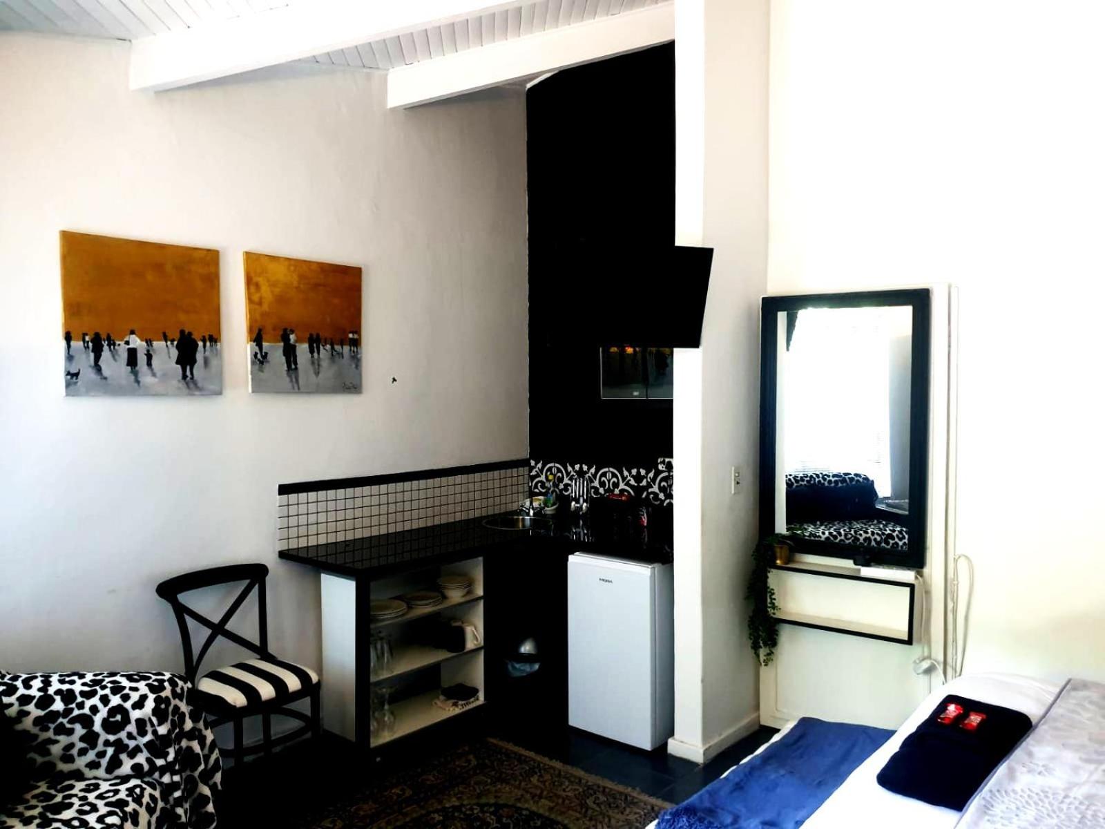 Economy King Room - Photo 8