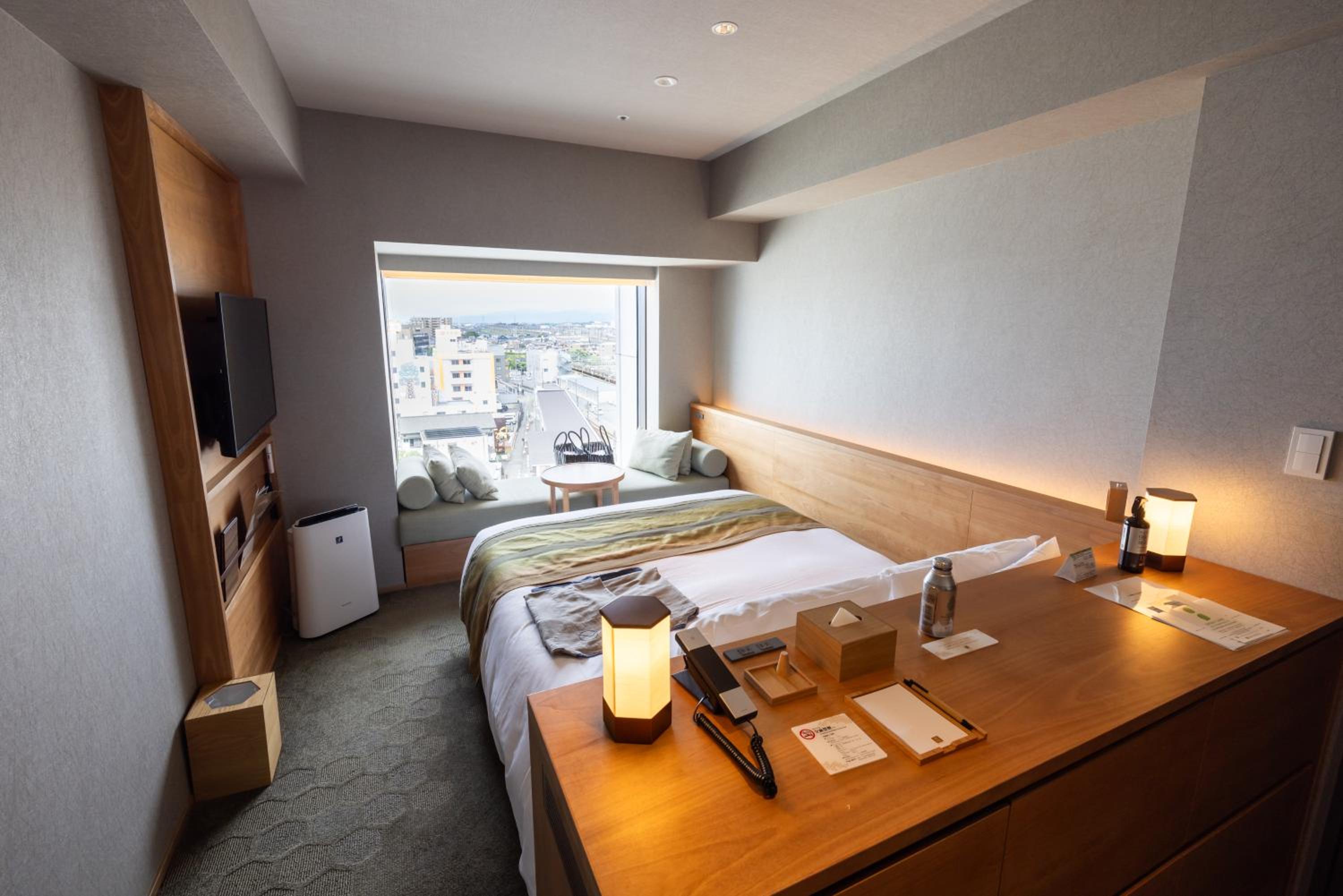 Superior Corner Double Room with City View - Photo 2