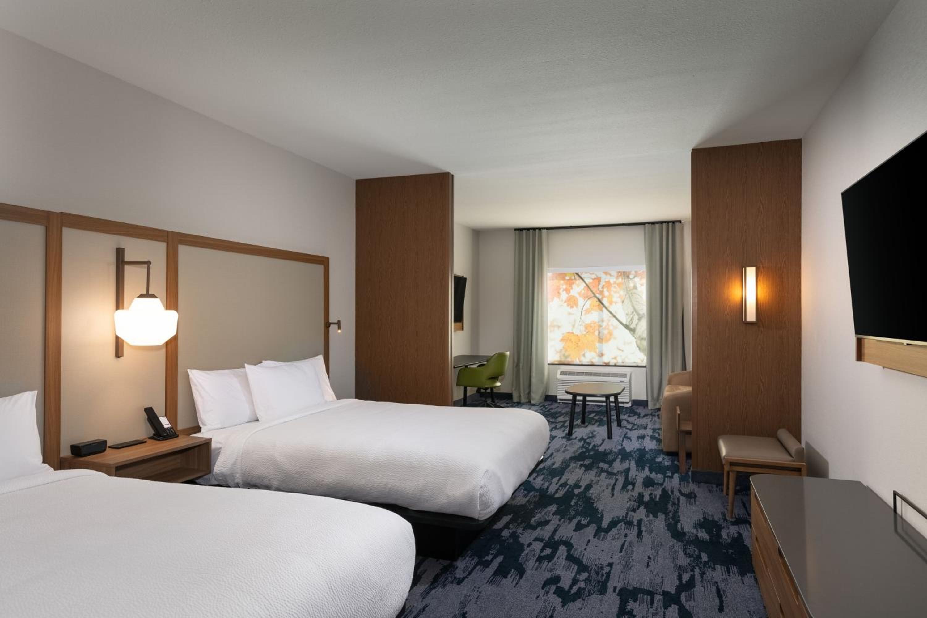Queen Suite with Two Queen Beds and Sofa Bed photo 1
