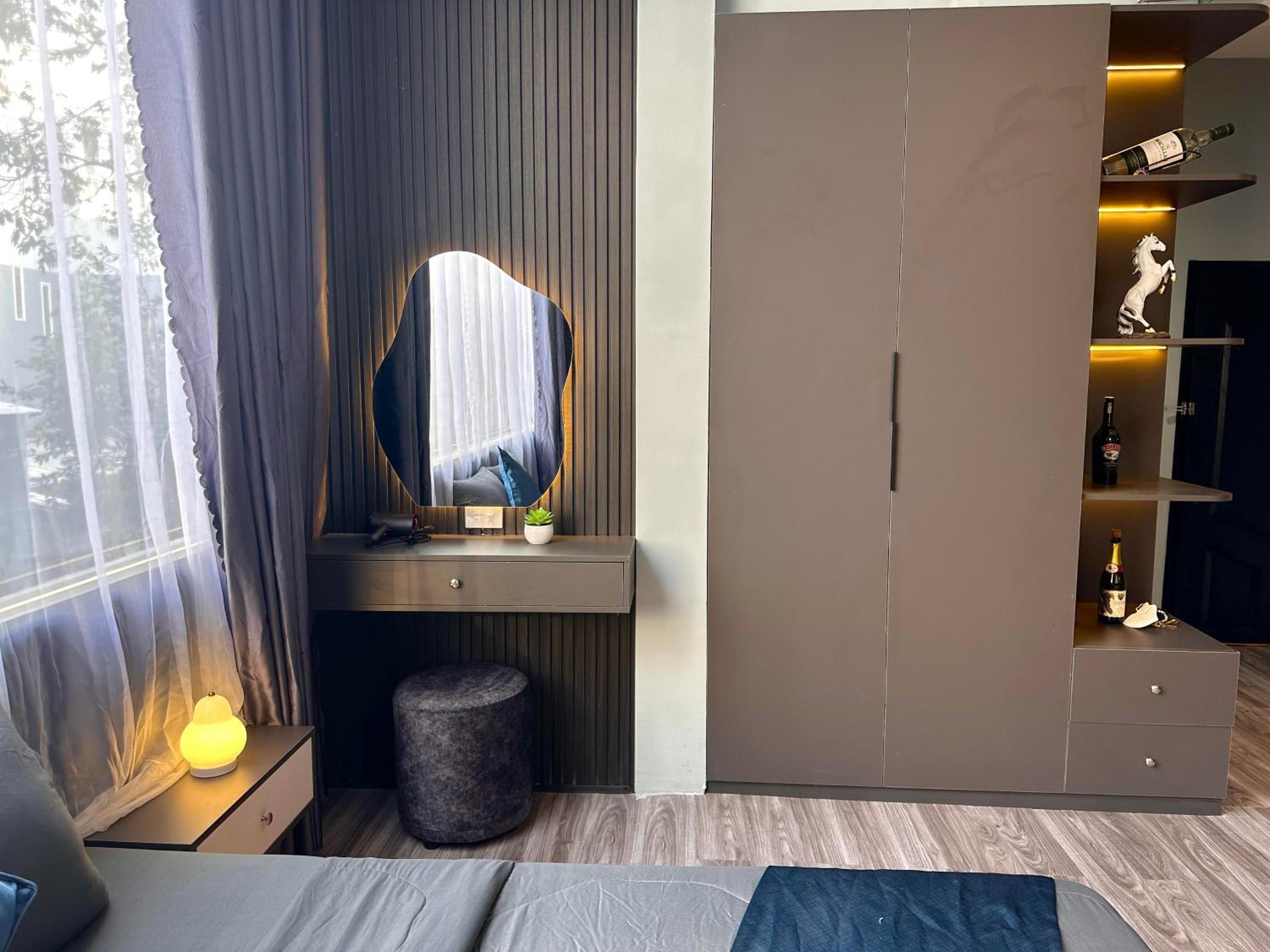 Queen Suite photo 2