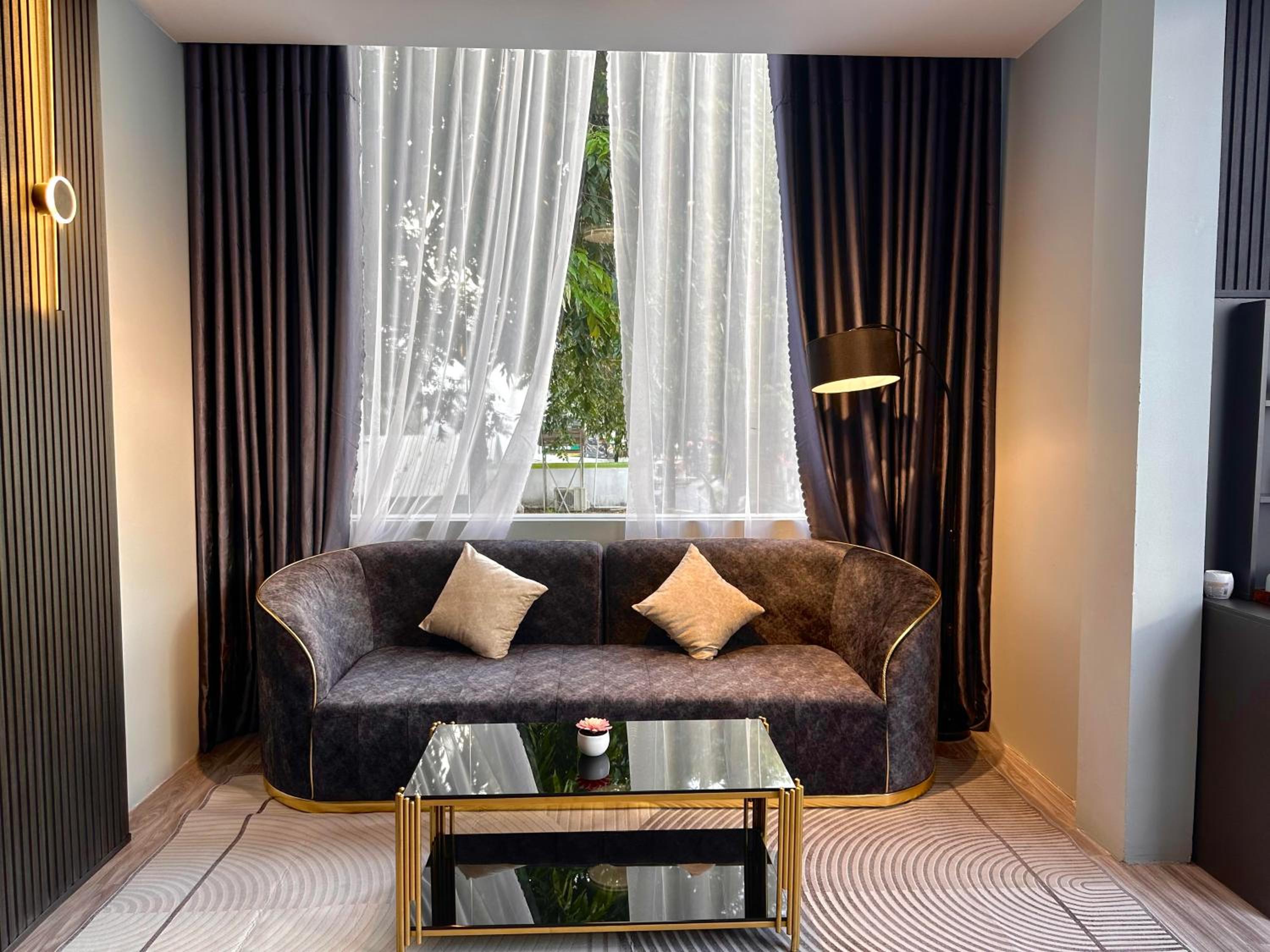 Queen Suite photo 3