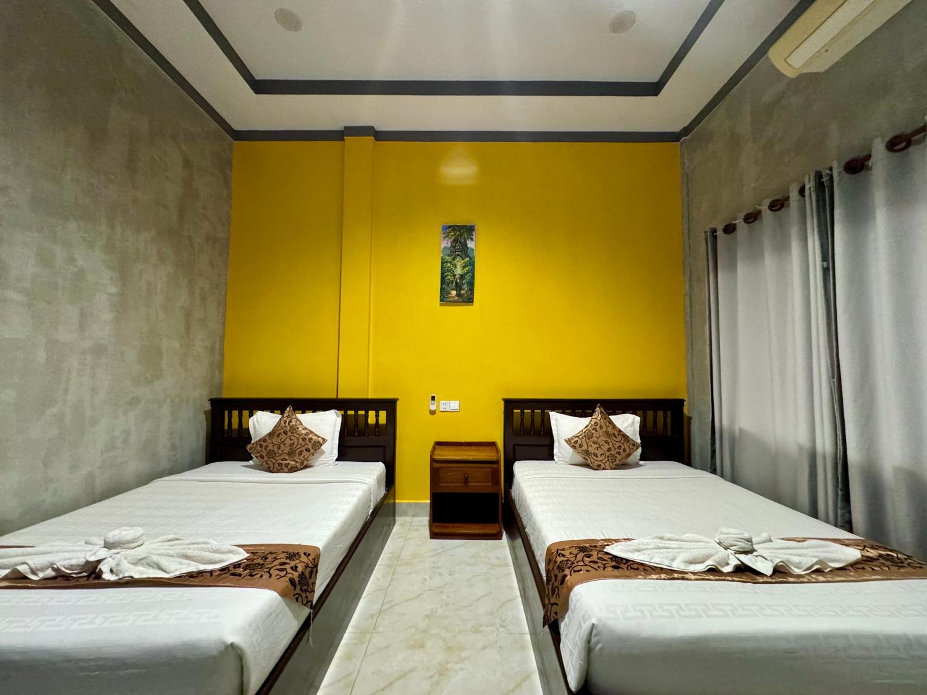 Deluxe Twin Room - Photo 1