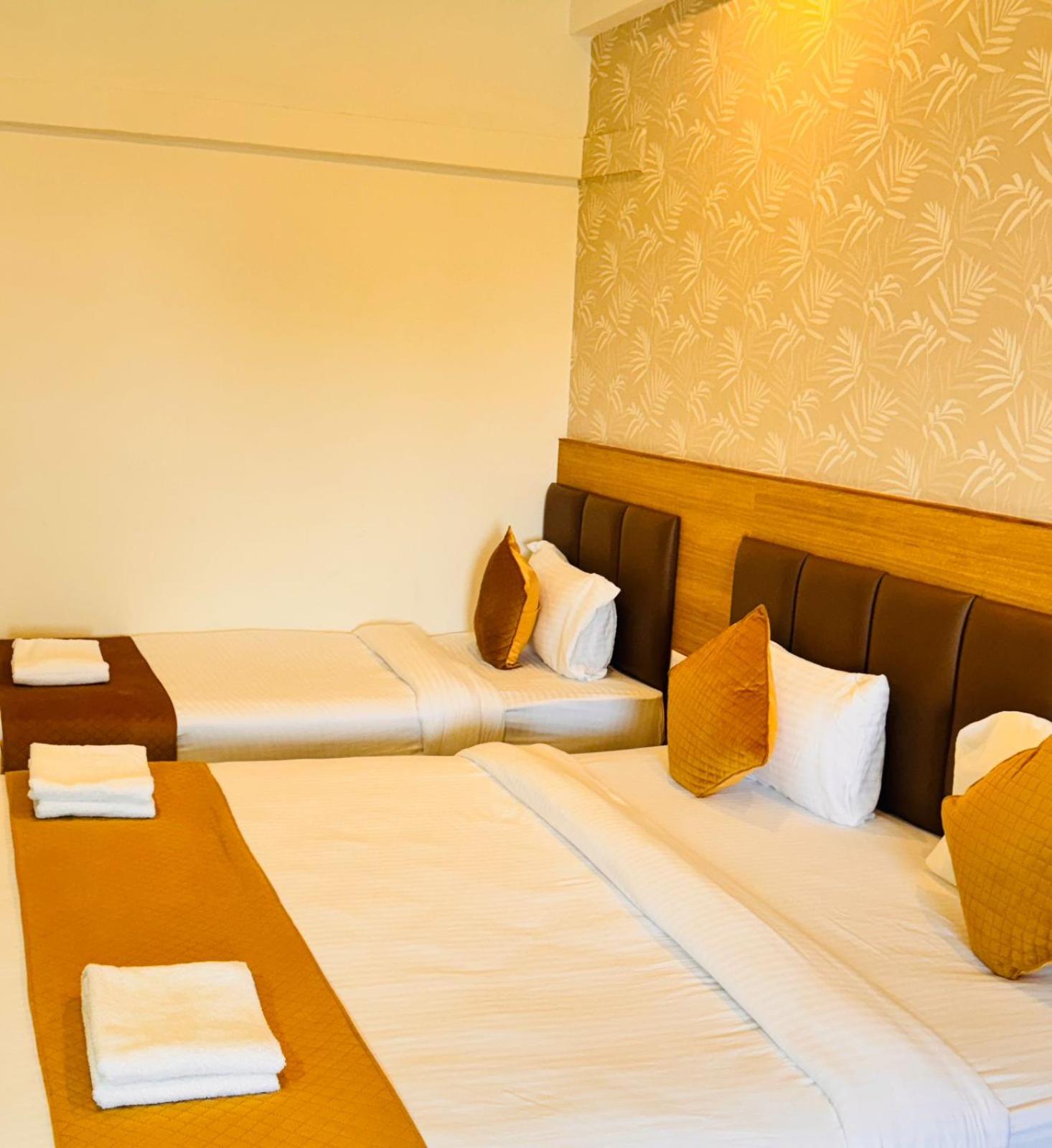Deluxe Room - Photo 2