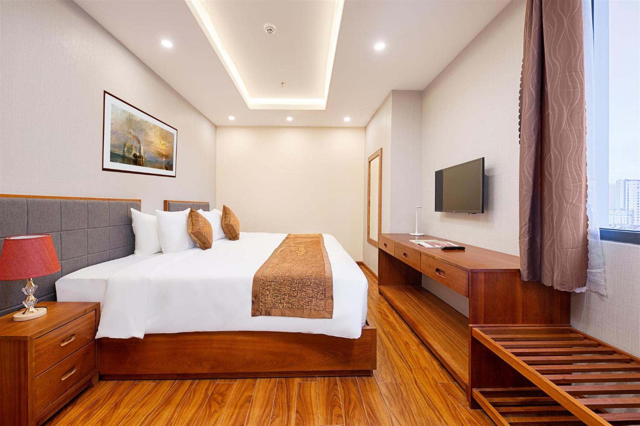 Deluxe King Room