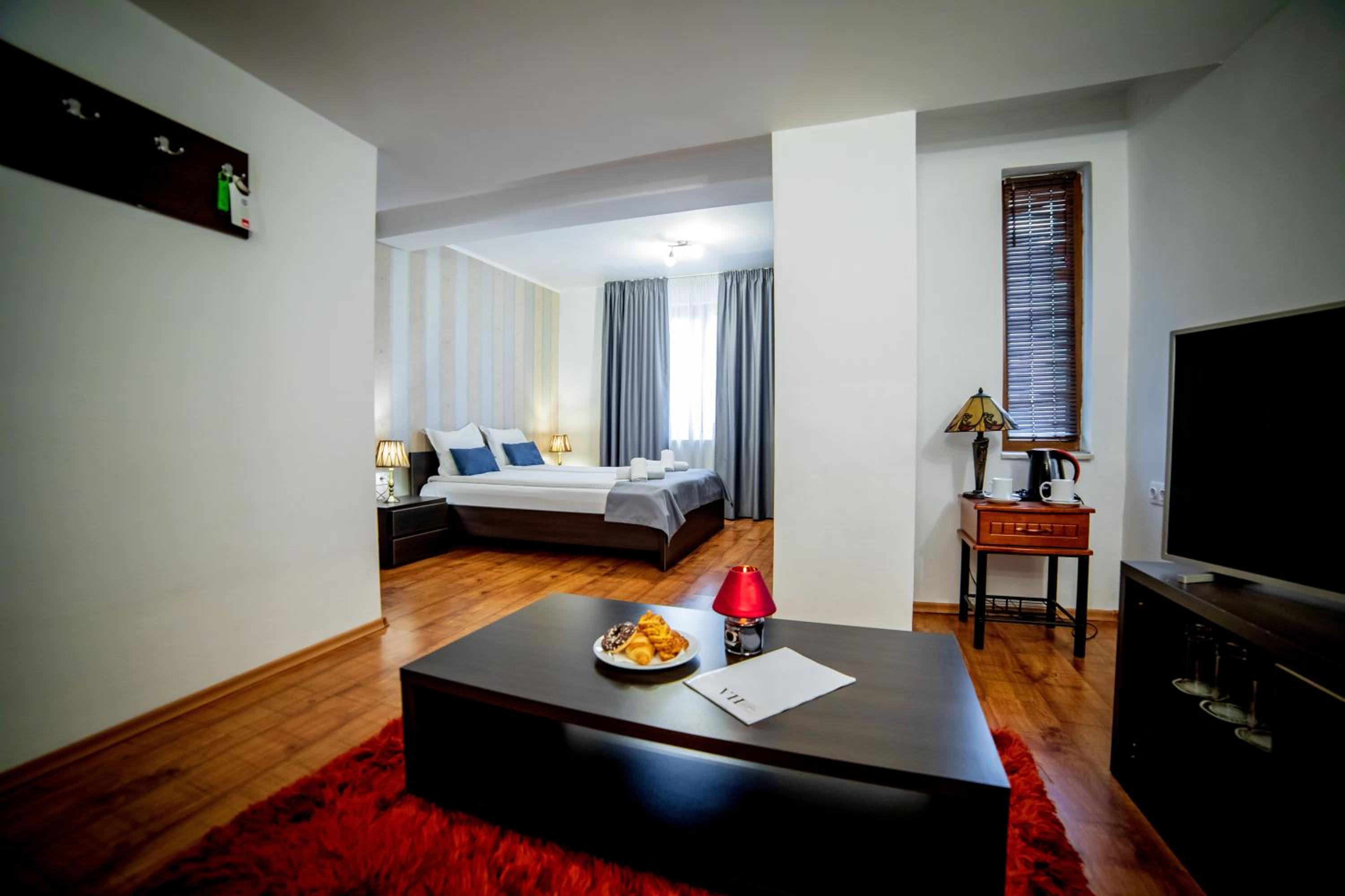 Deluxe Double Room photo 2