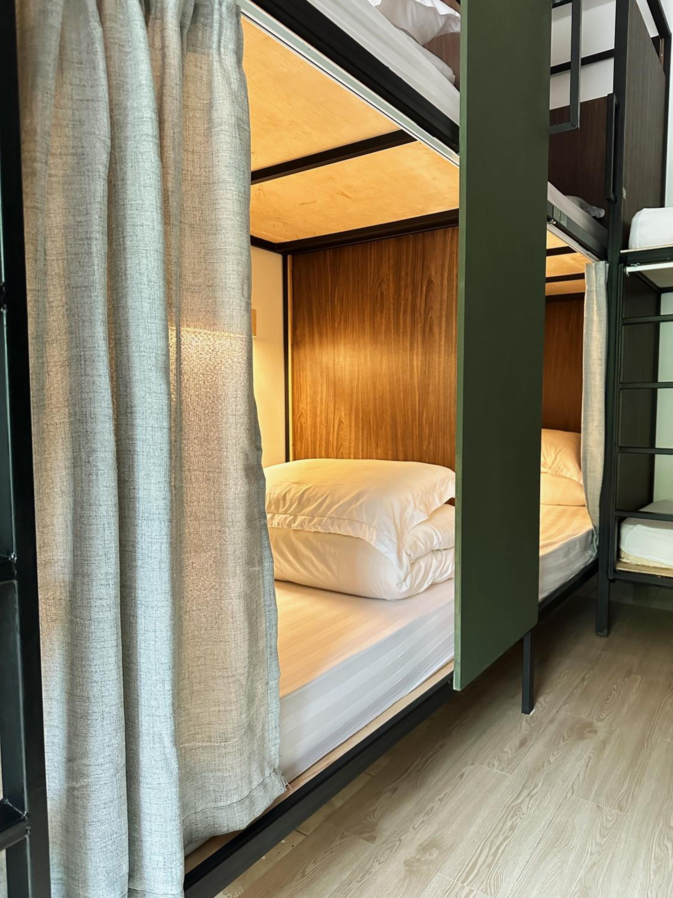 Bed in 10-Bed Mixed Dormitory Room photo 3
