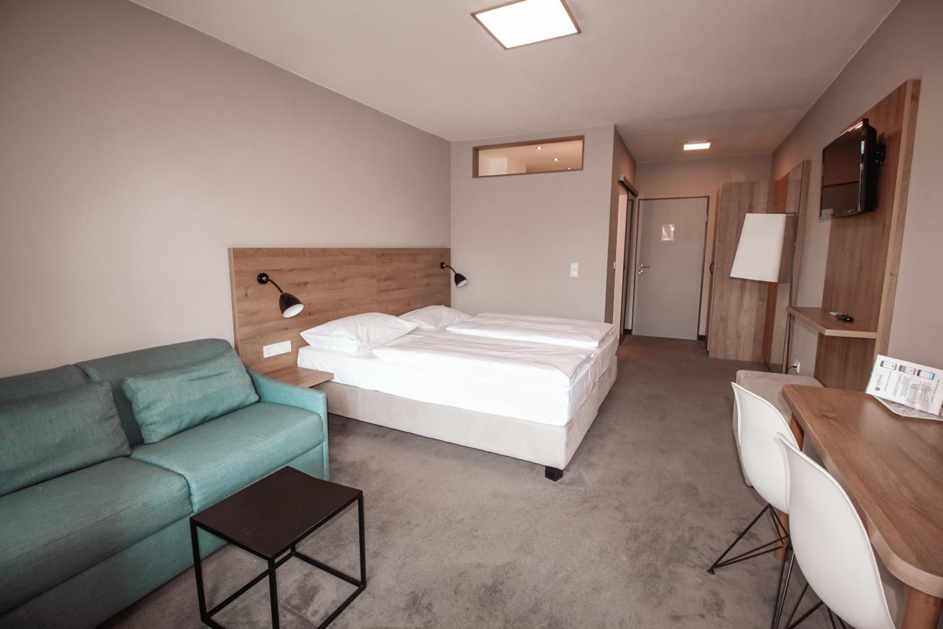 Large Double Room photo 2