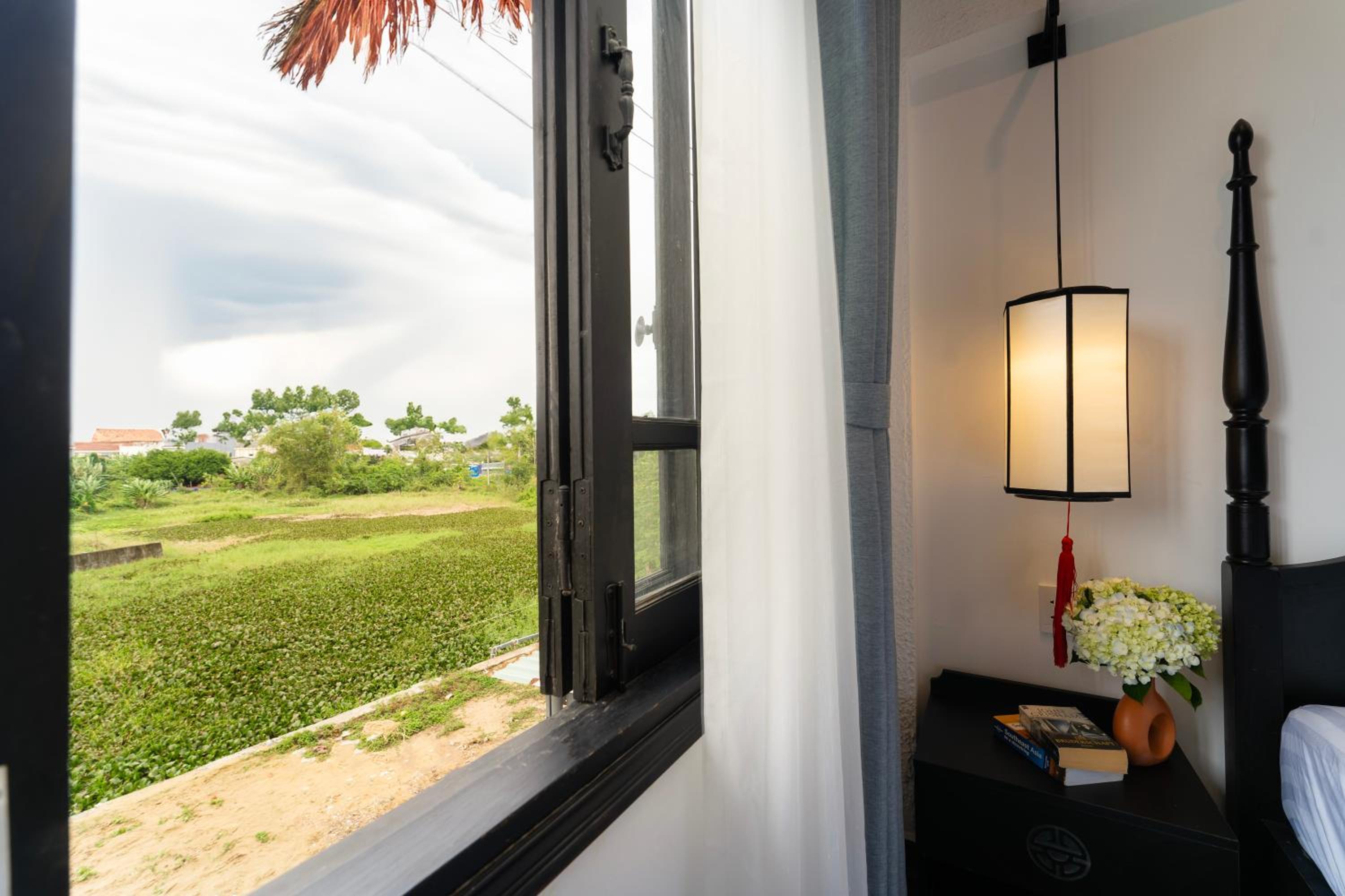Deluxe Double Room with Balcony photo 2