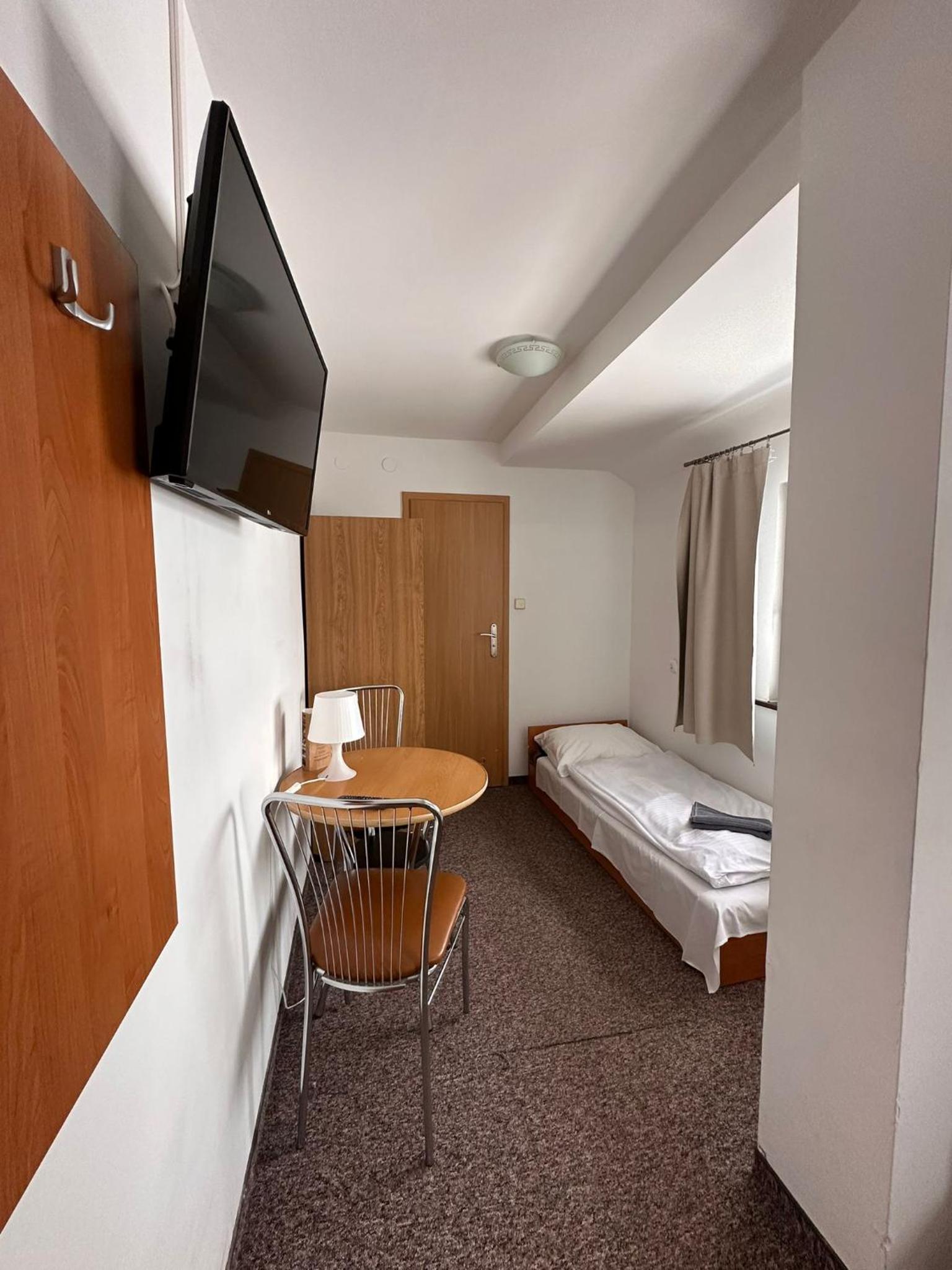 Budget Triple Room