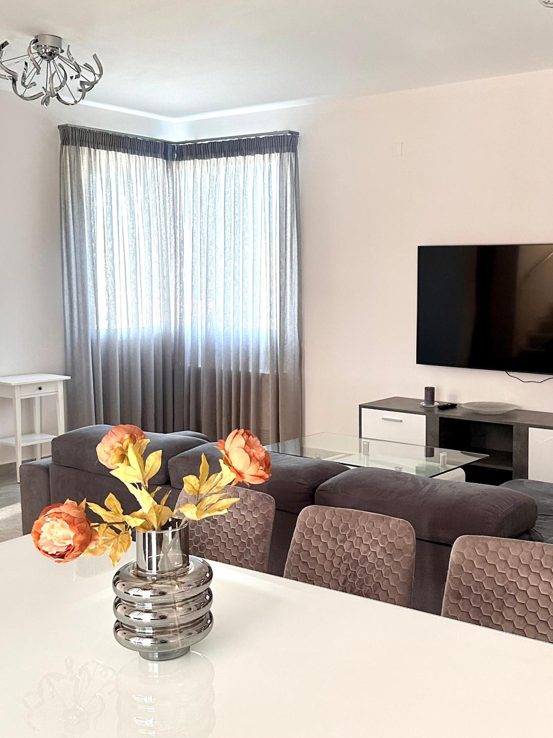 Maisonette - Photo 1