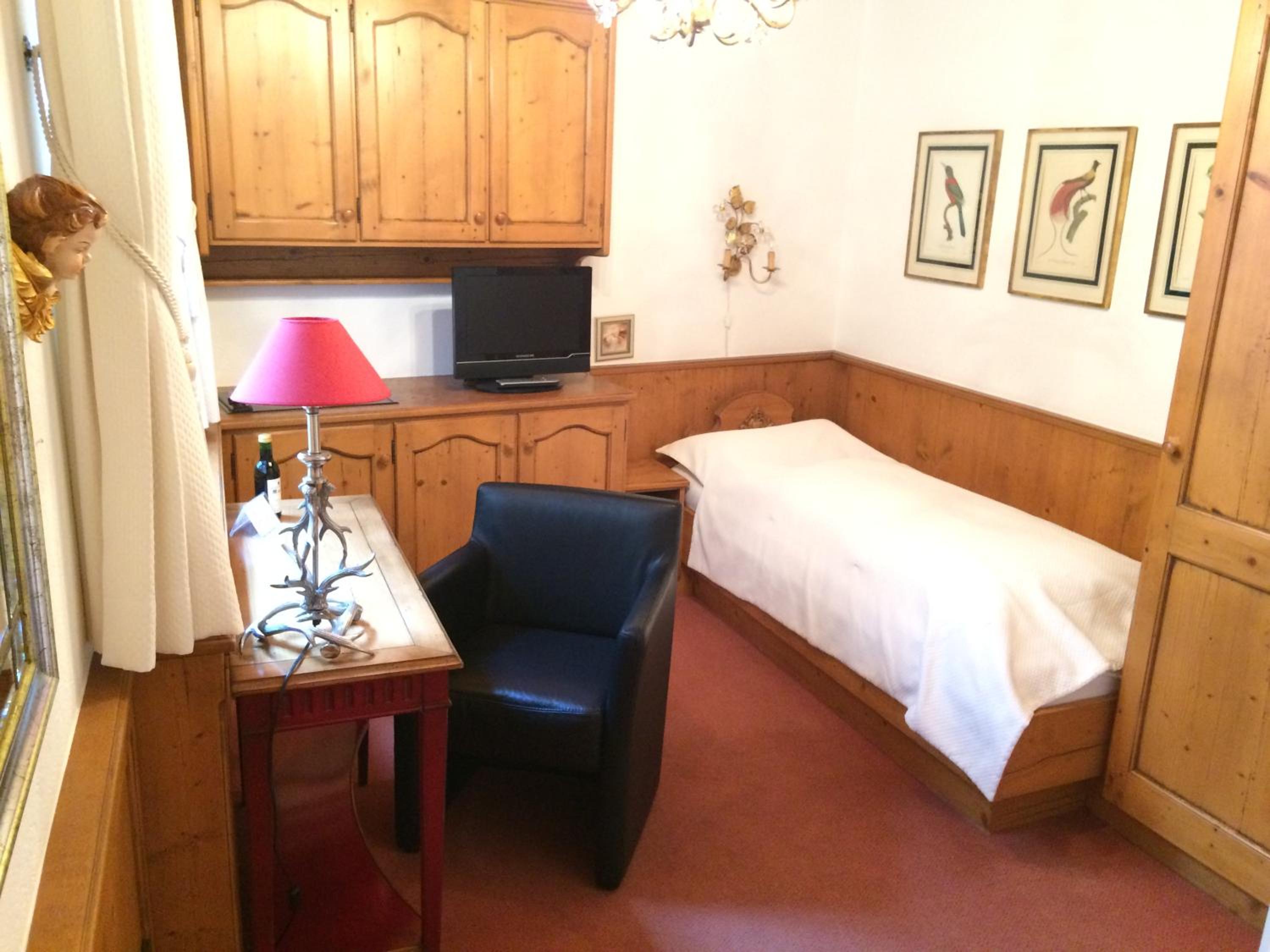 Single Room photo 3