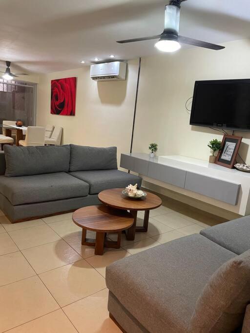 Three-Bedroom House photo 1