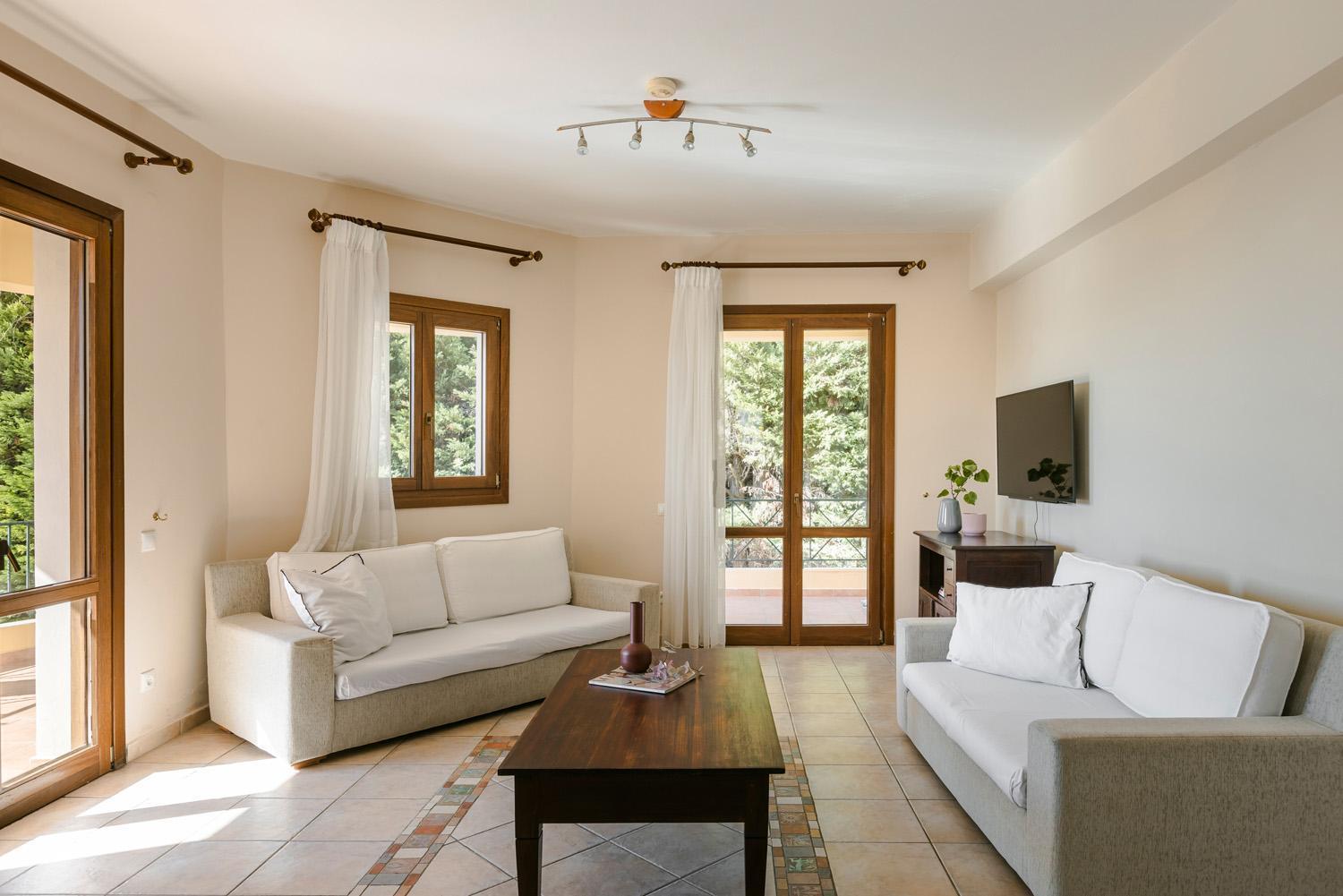 Villa photo 1