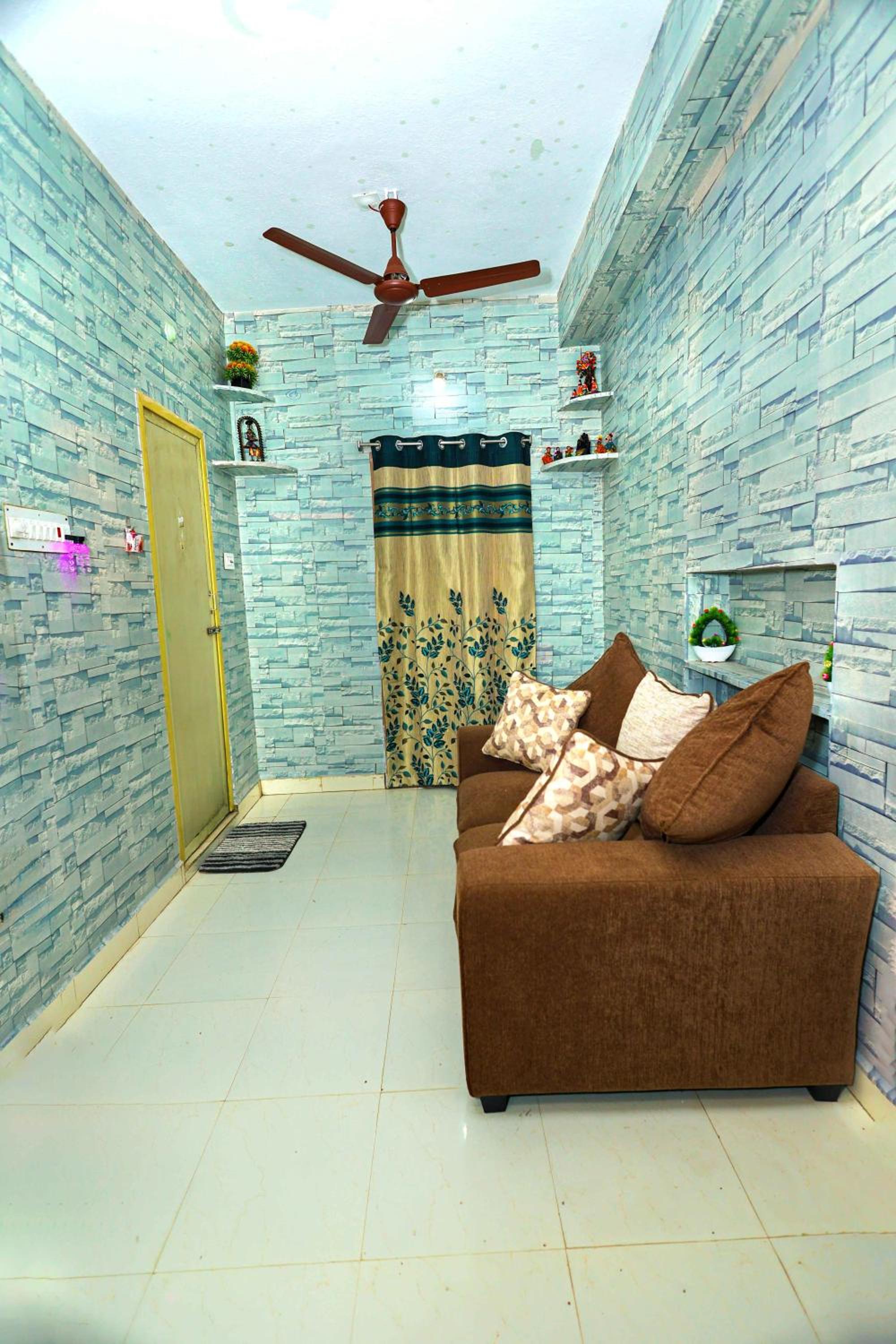 One-Bedroom House photo 2