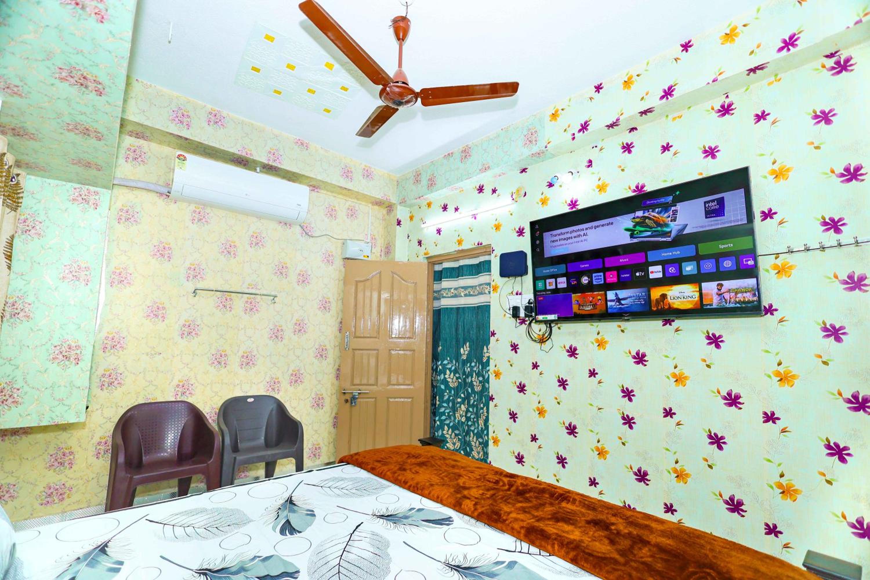 One-Bedroom House photo 3