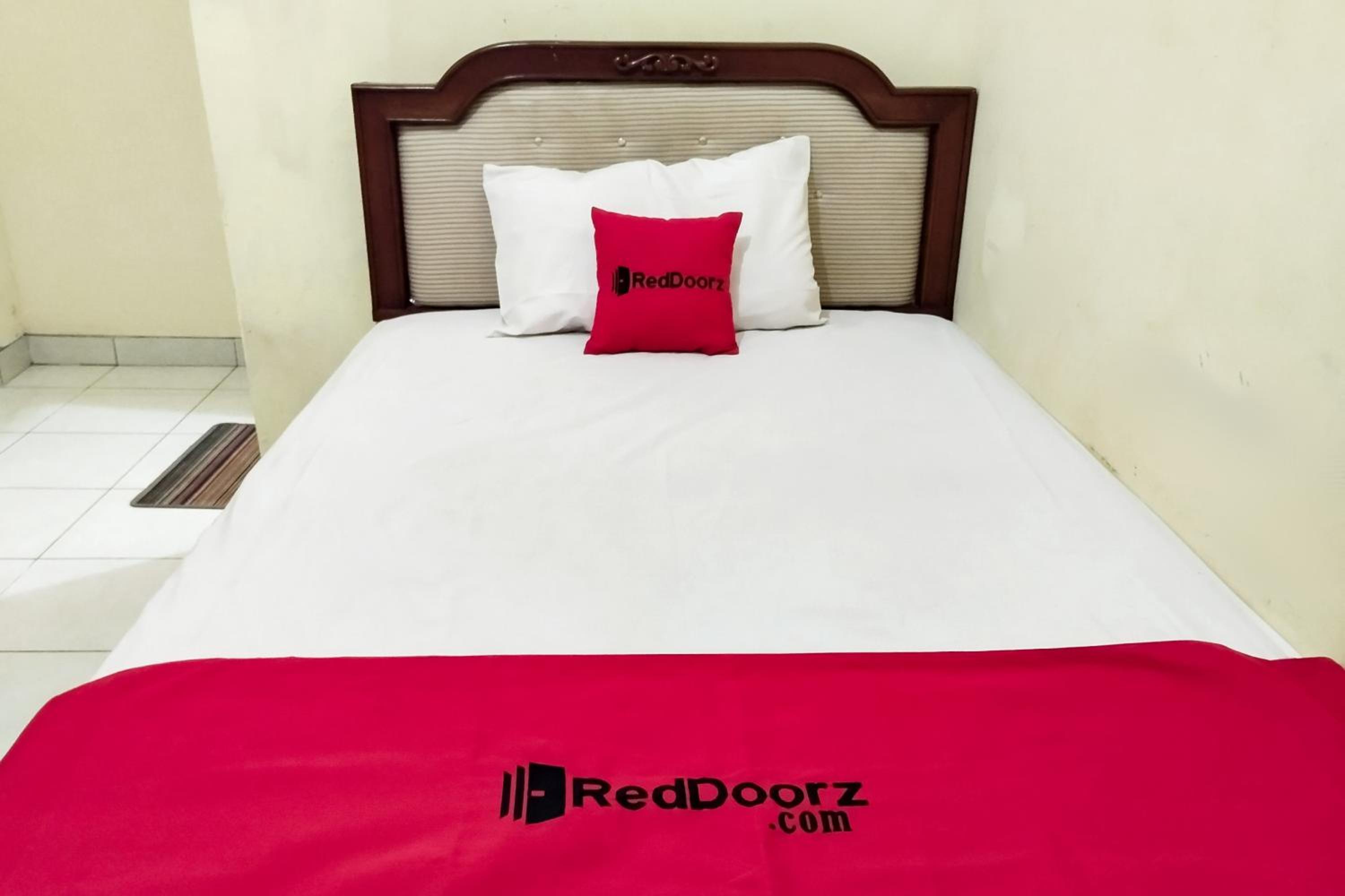 Standard Double Room - Photo 3