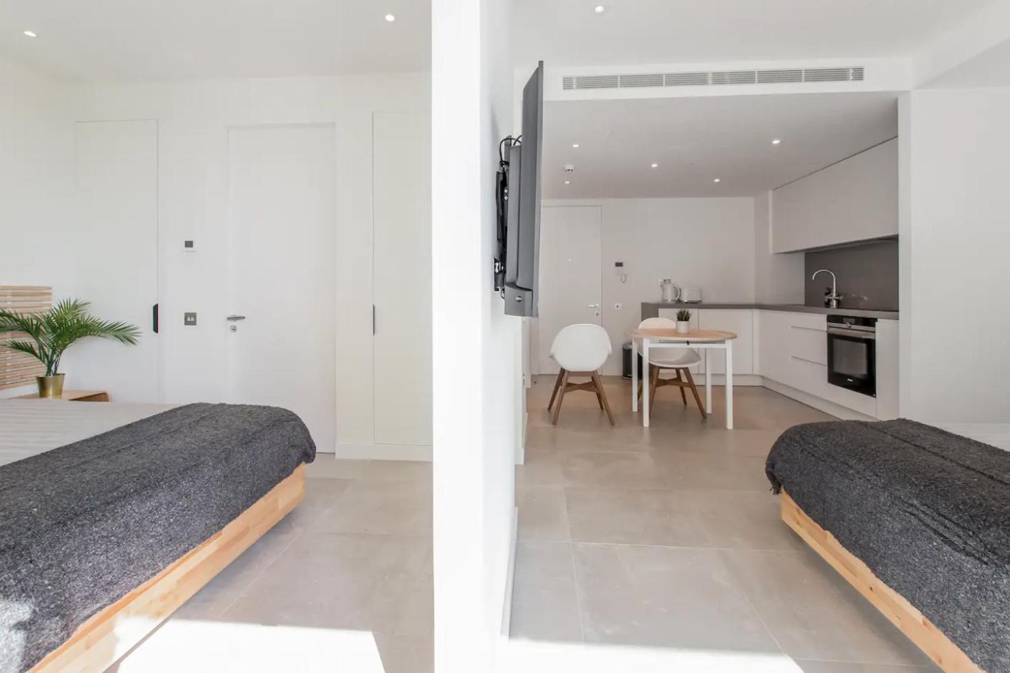 Superior Apartment with Balcony photo 3