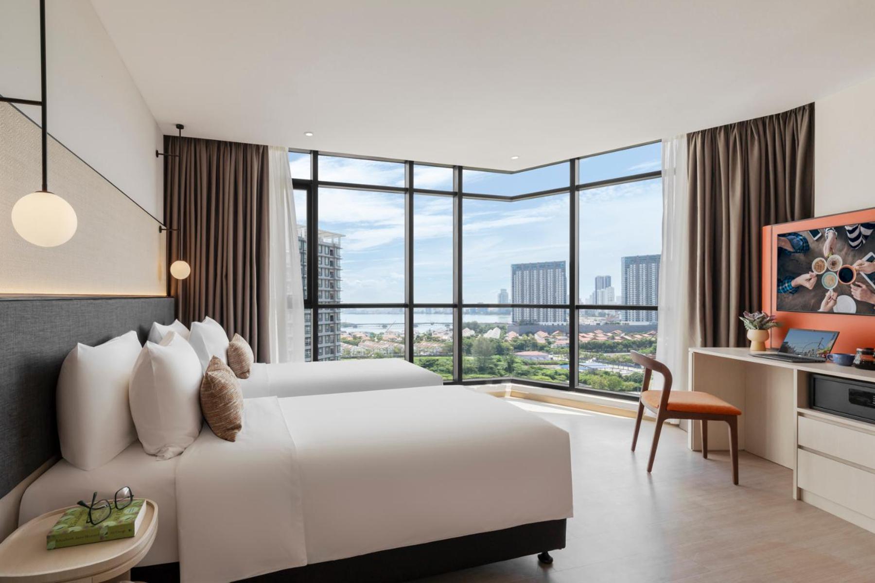 1 Bedroom Premier Twin