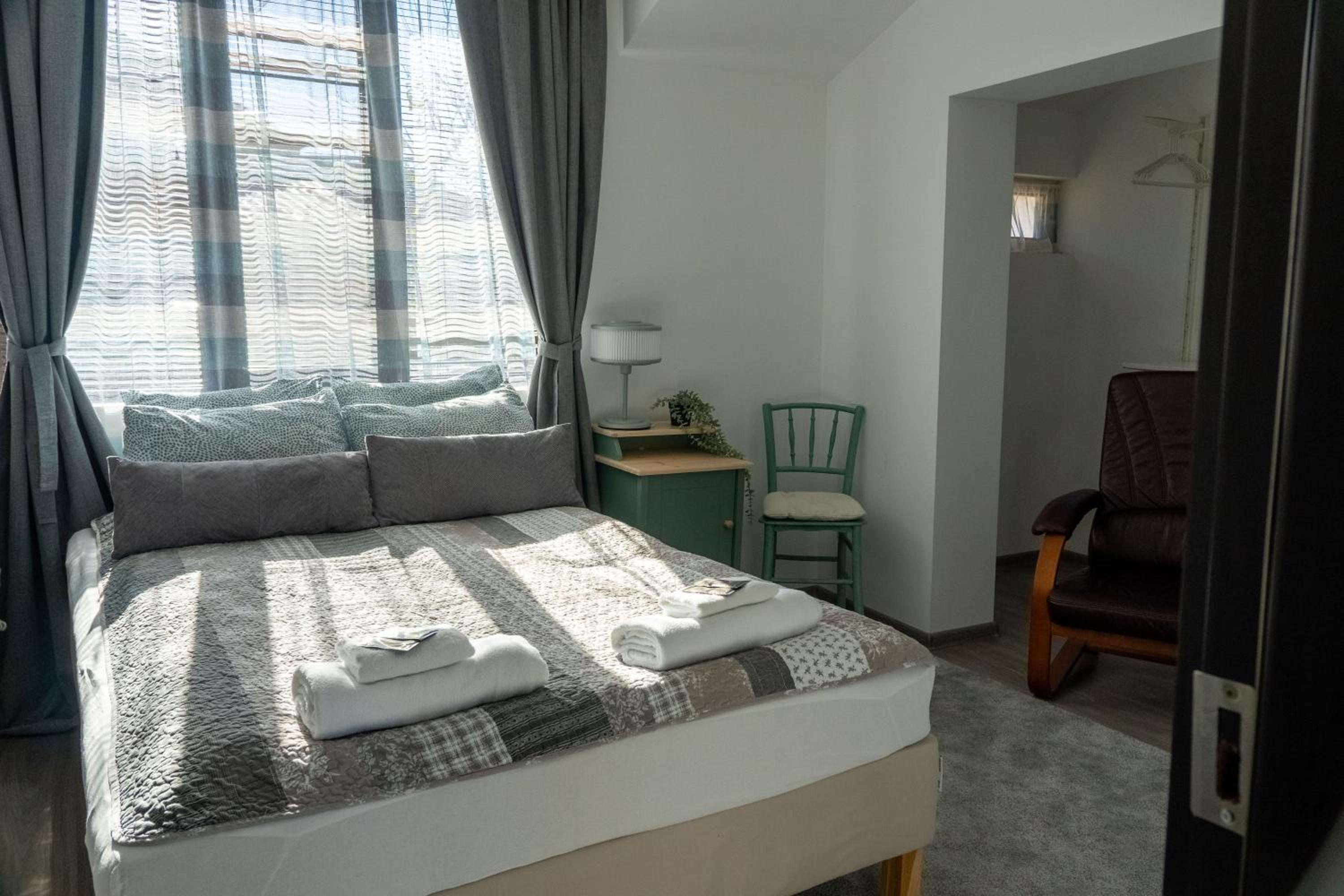 Standard Apartment - Photo 3
