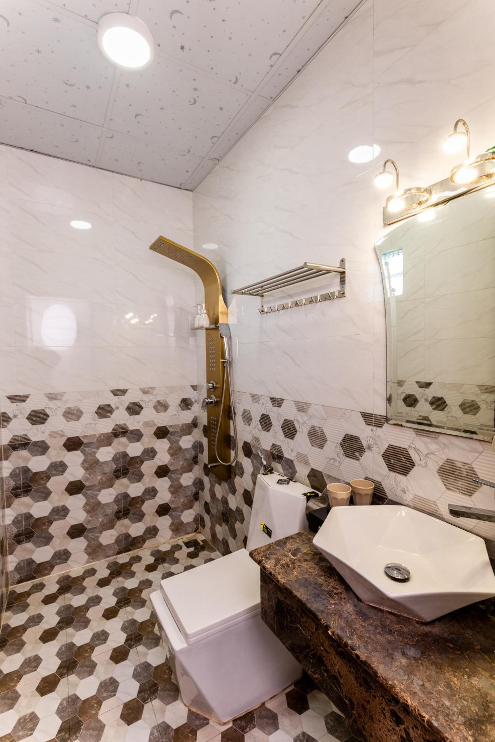 Double Room - Photo 6