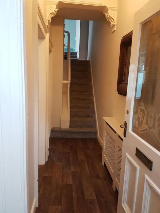 Three-Bedroom House photo 2