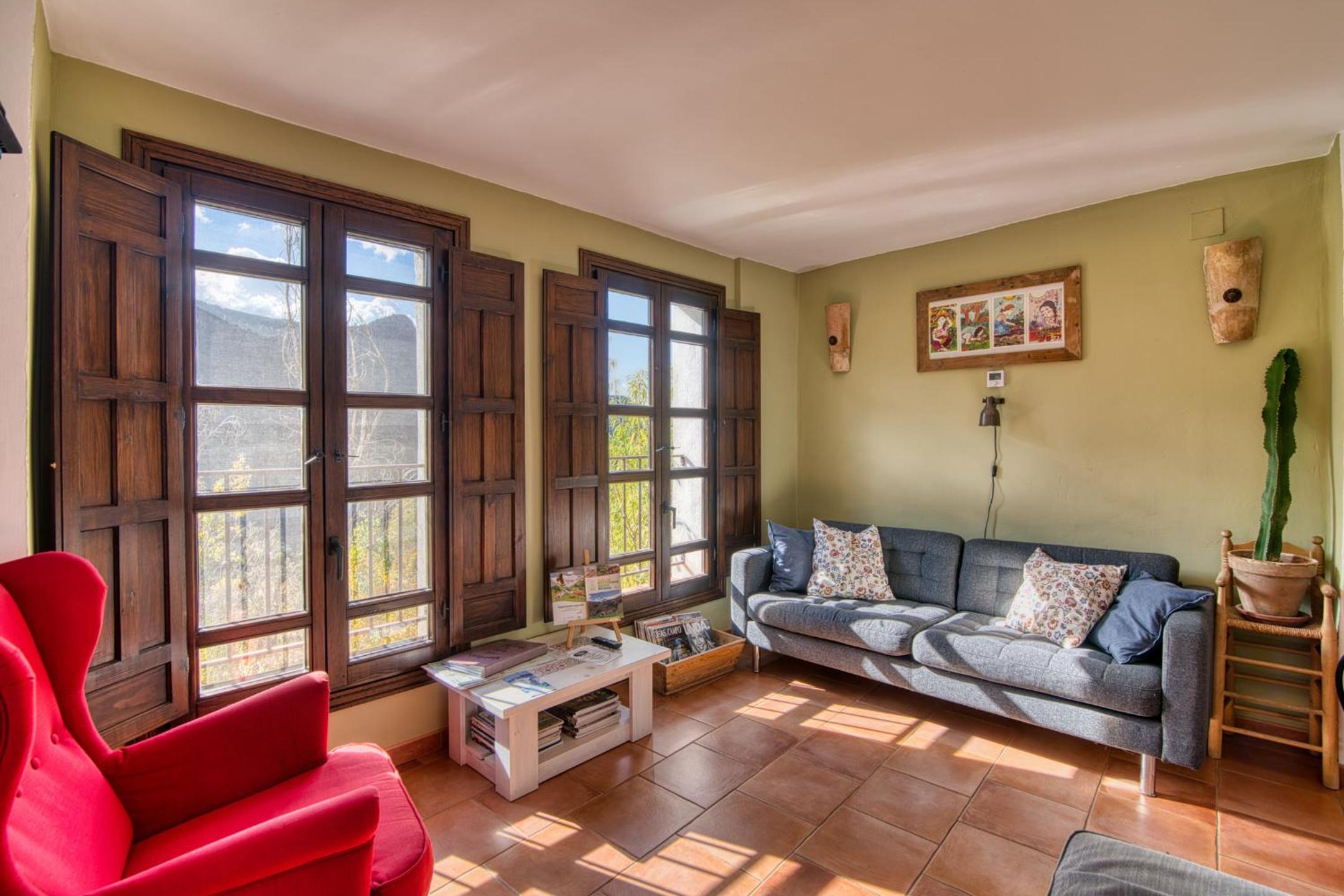 Double Room with Mountain View - Photo 10