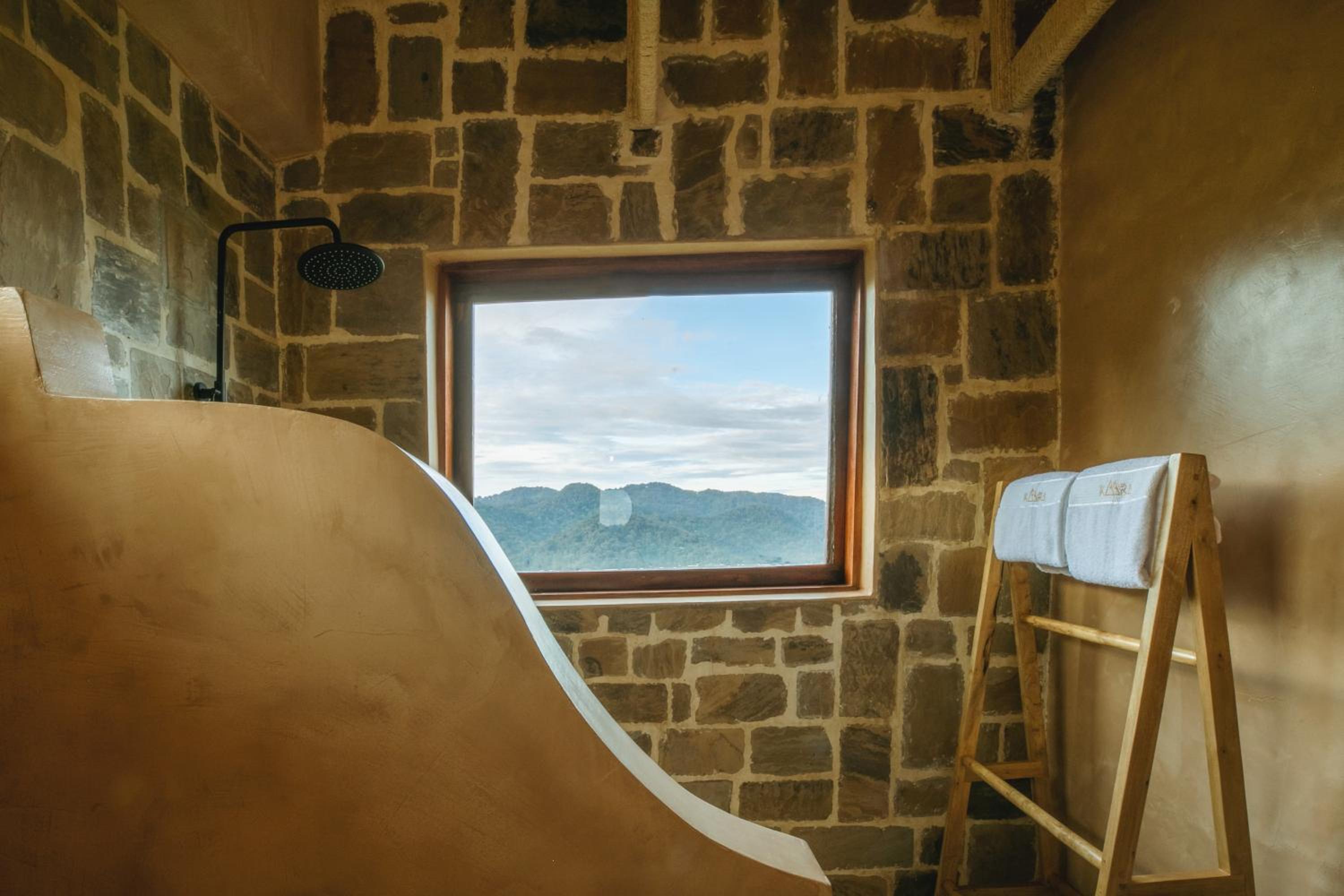 Suite with Mountain View photo 3