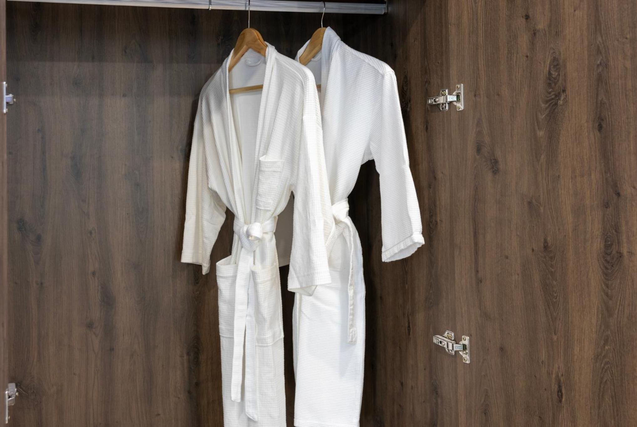 Deluxe Double Room - Photo 6