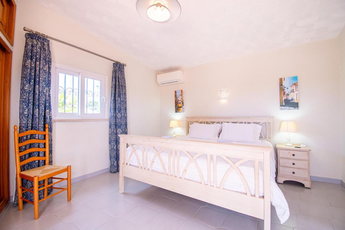 Villa photo 1