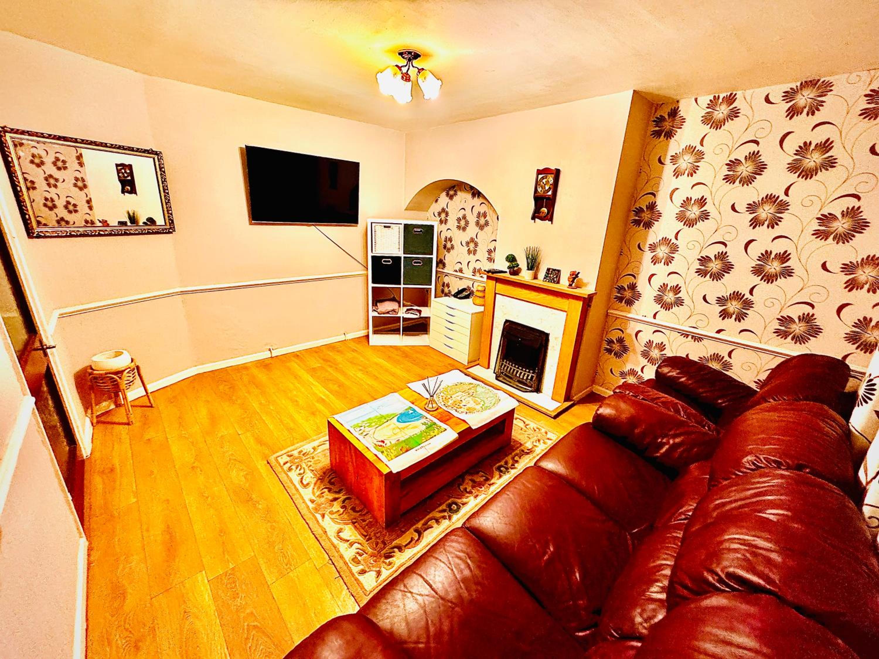 Three-Bedroom House photo 1