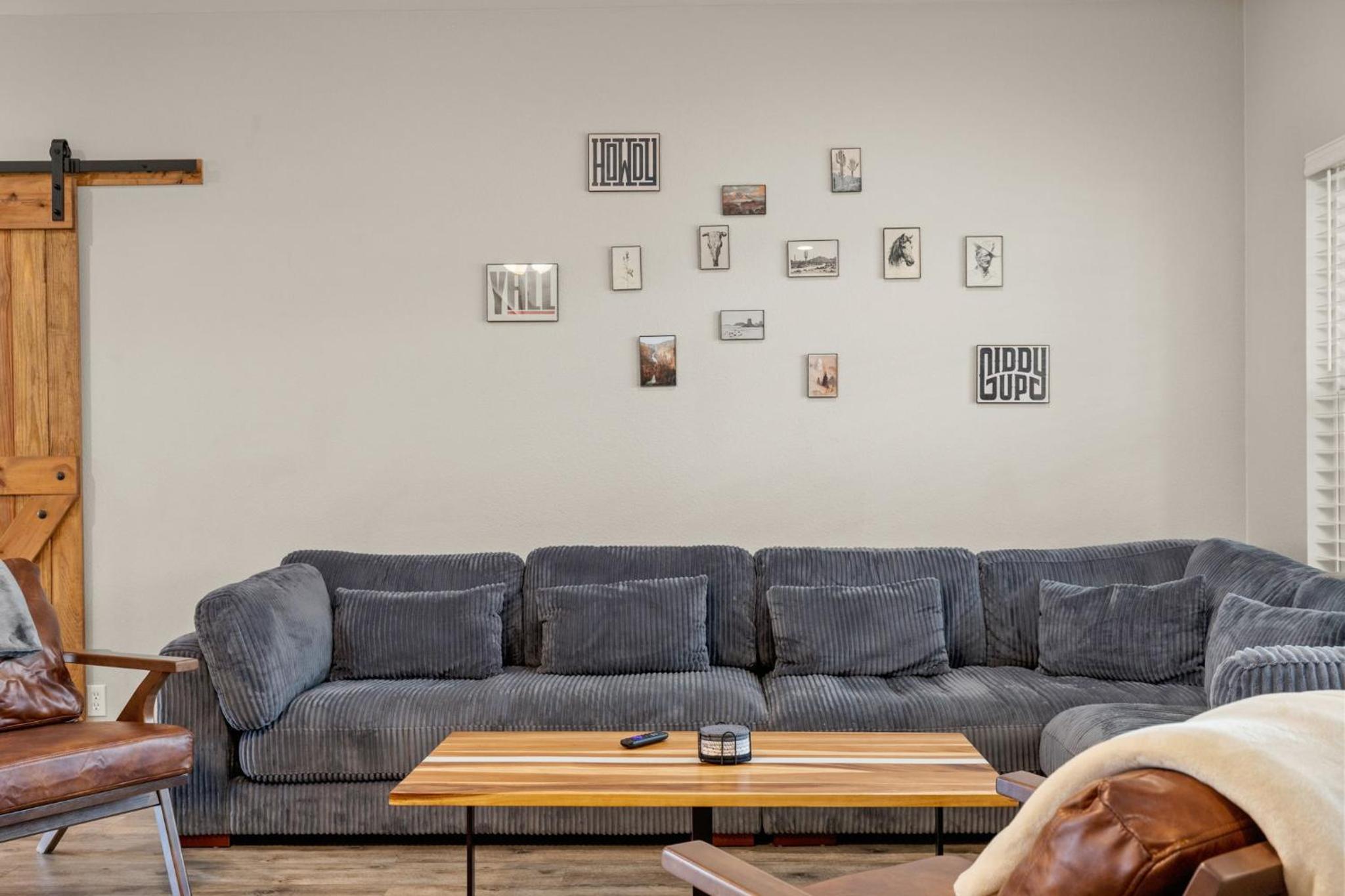 Four-Bedroom House photo 1