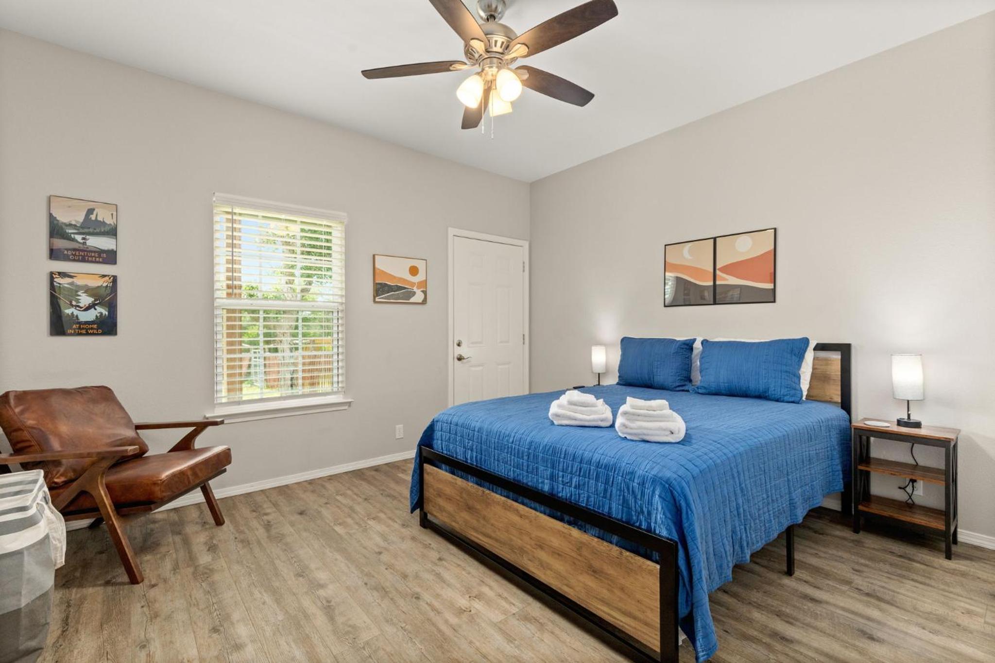 Four-Bedroom House photo 3