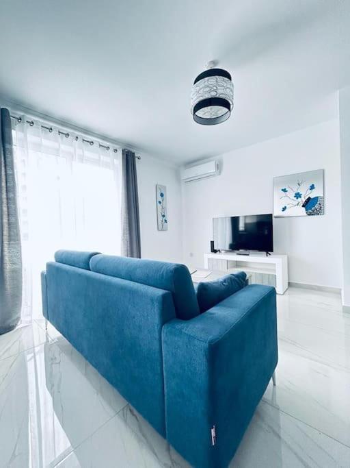 Two-Bedroom Apartment with Balcony