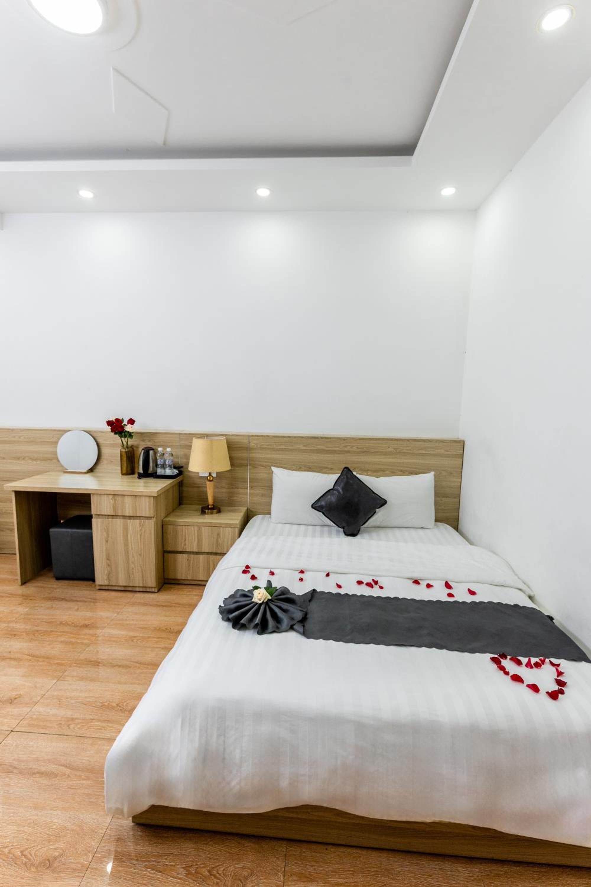 Double Room - Photo 2