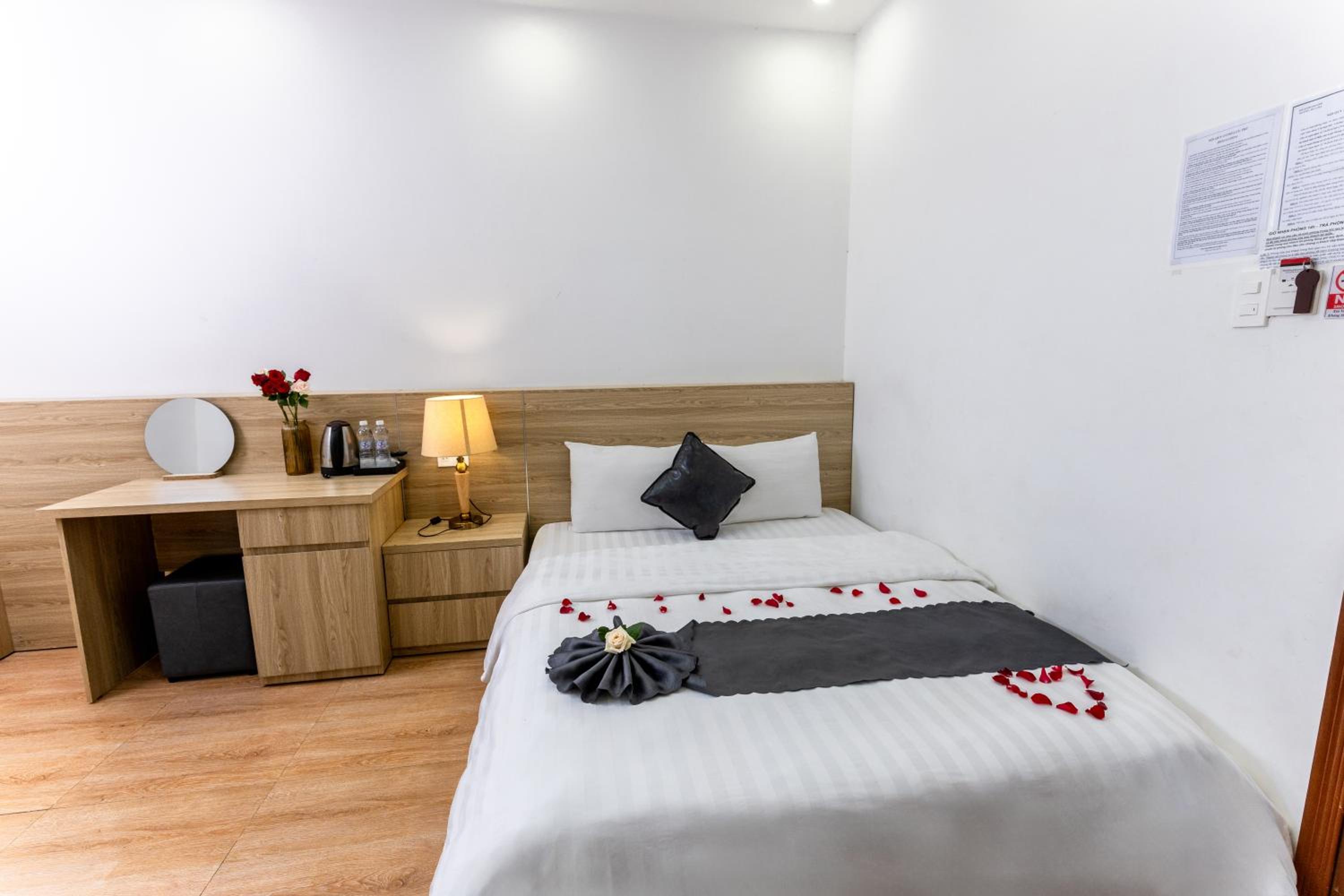 Double Room - Photo 4