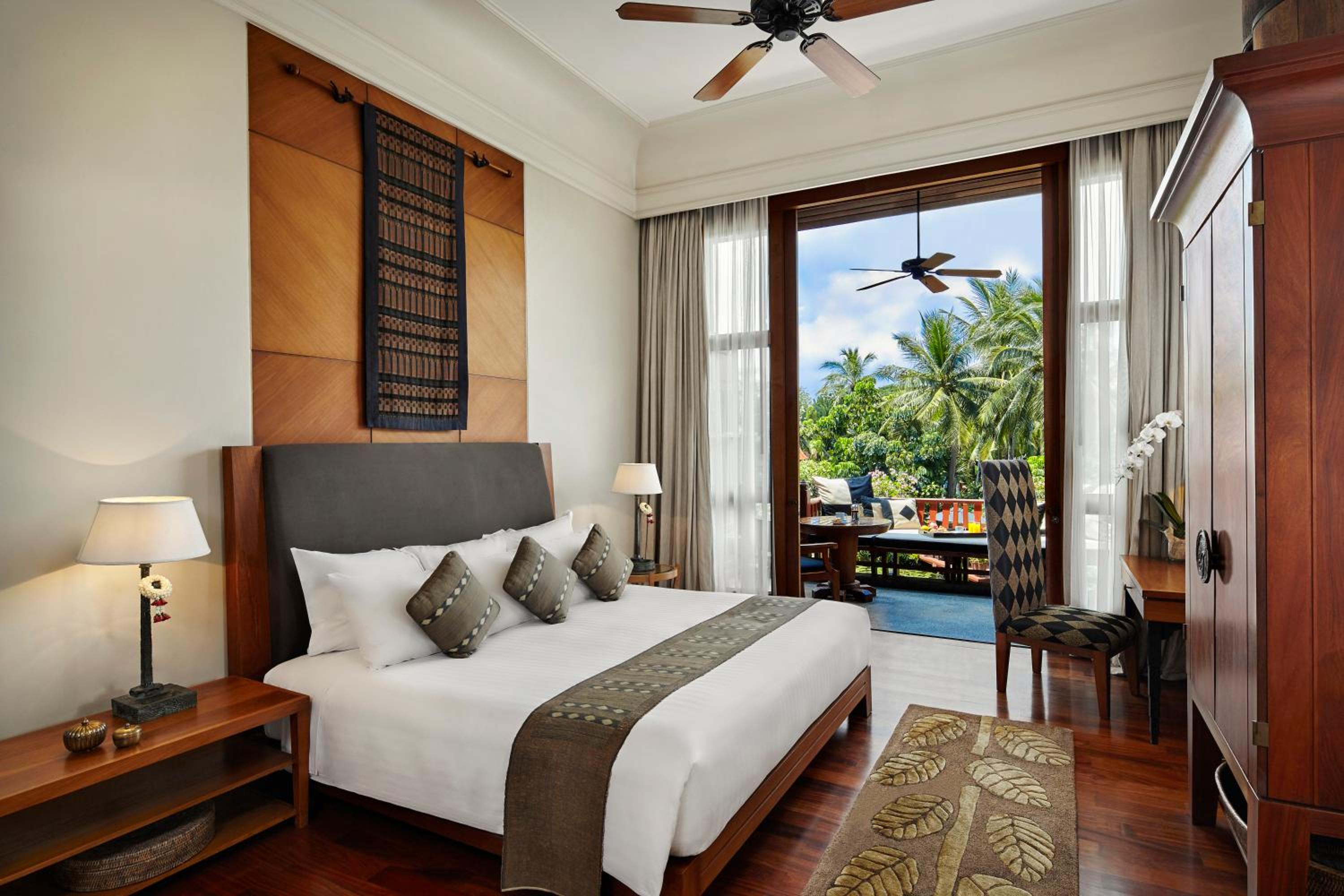 Club Lagoon View Junior Suite