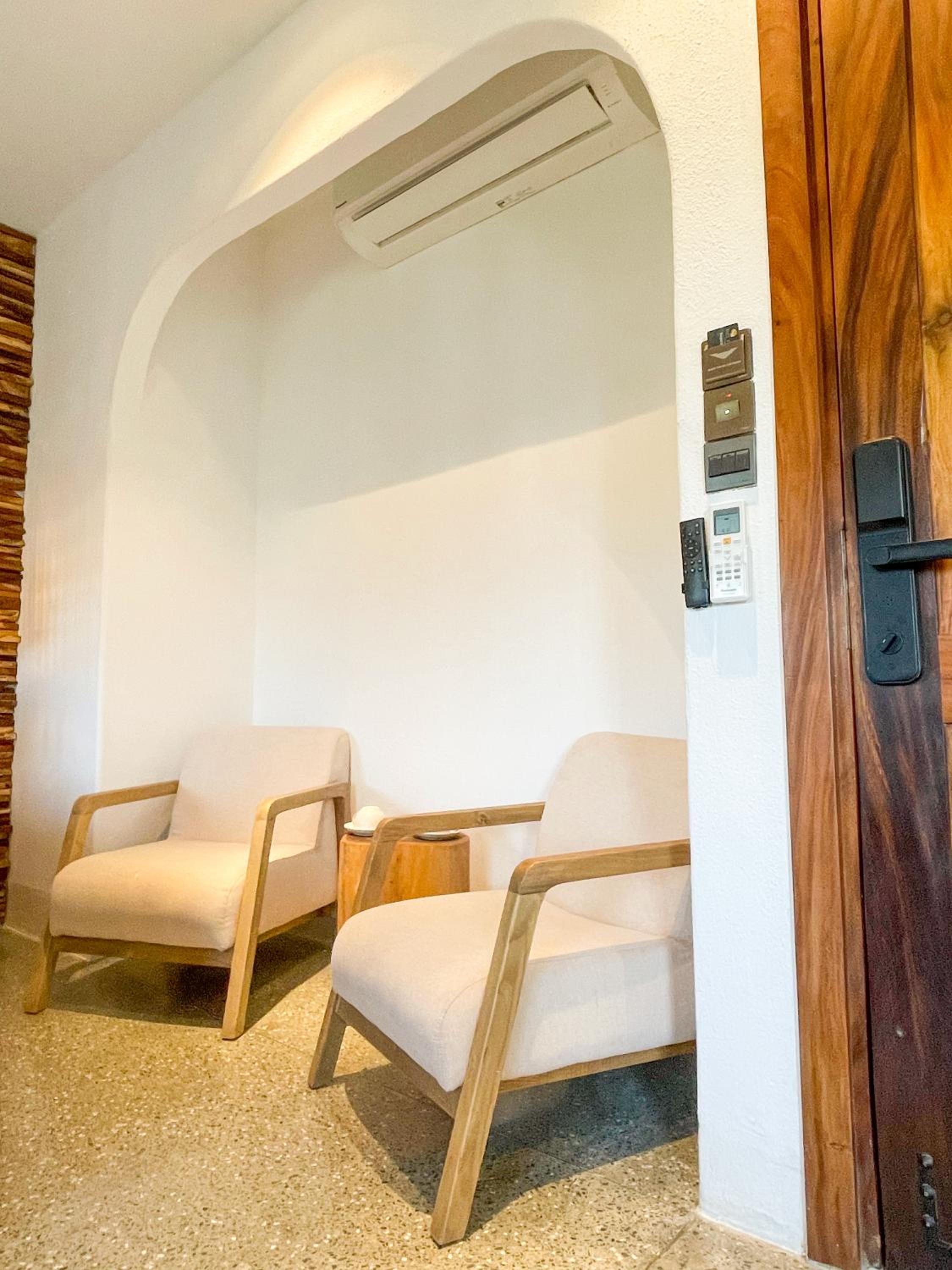 Deluxe Double Room - Photo 10