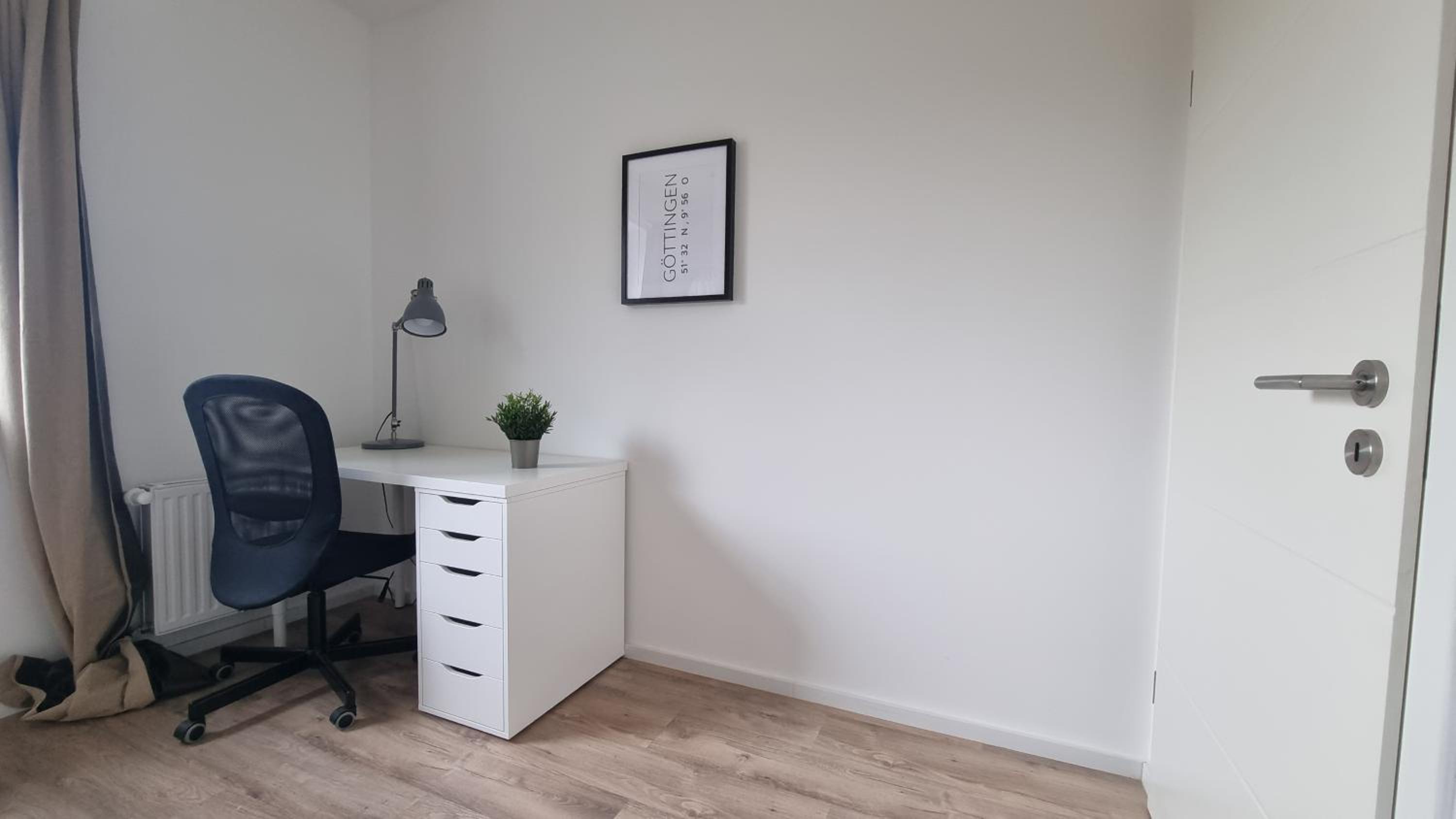 Three-Bedroom Apartment photo 3
