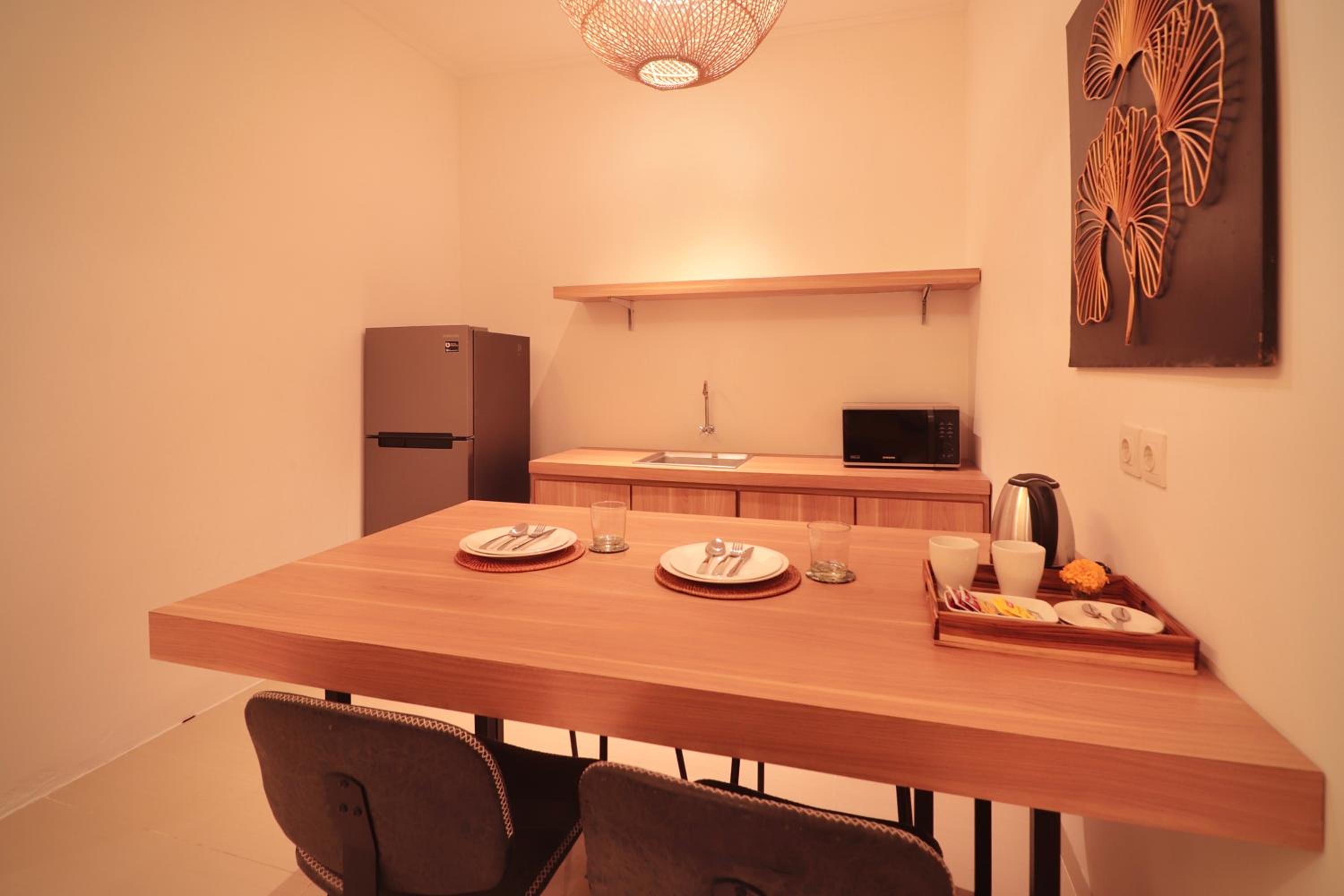 Suite - Photo 9