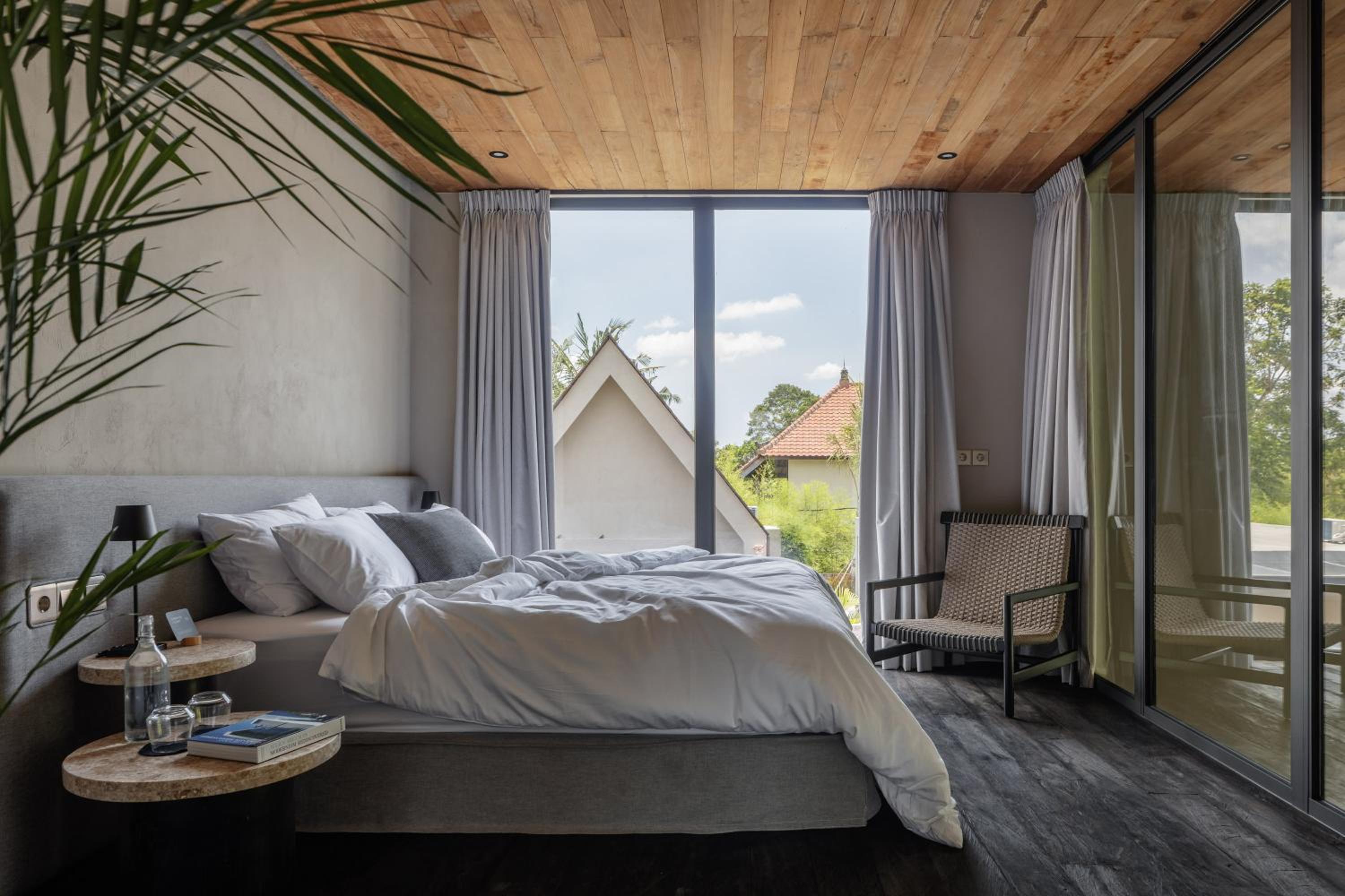 Three-Bedroom Villa photo 1