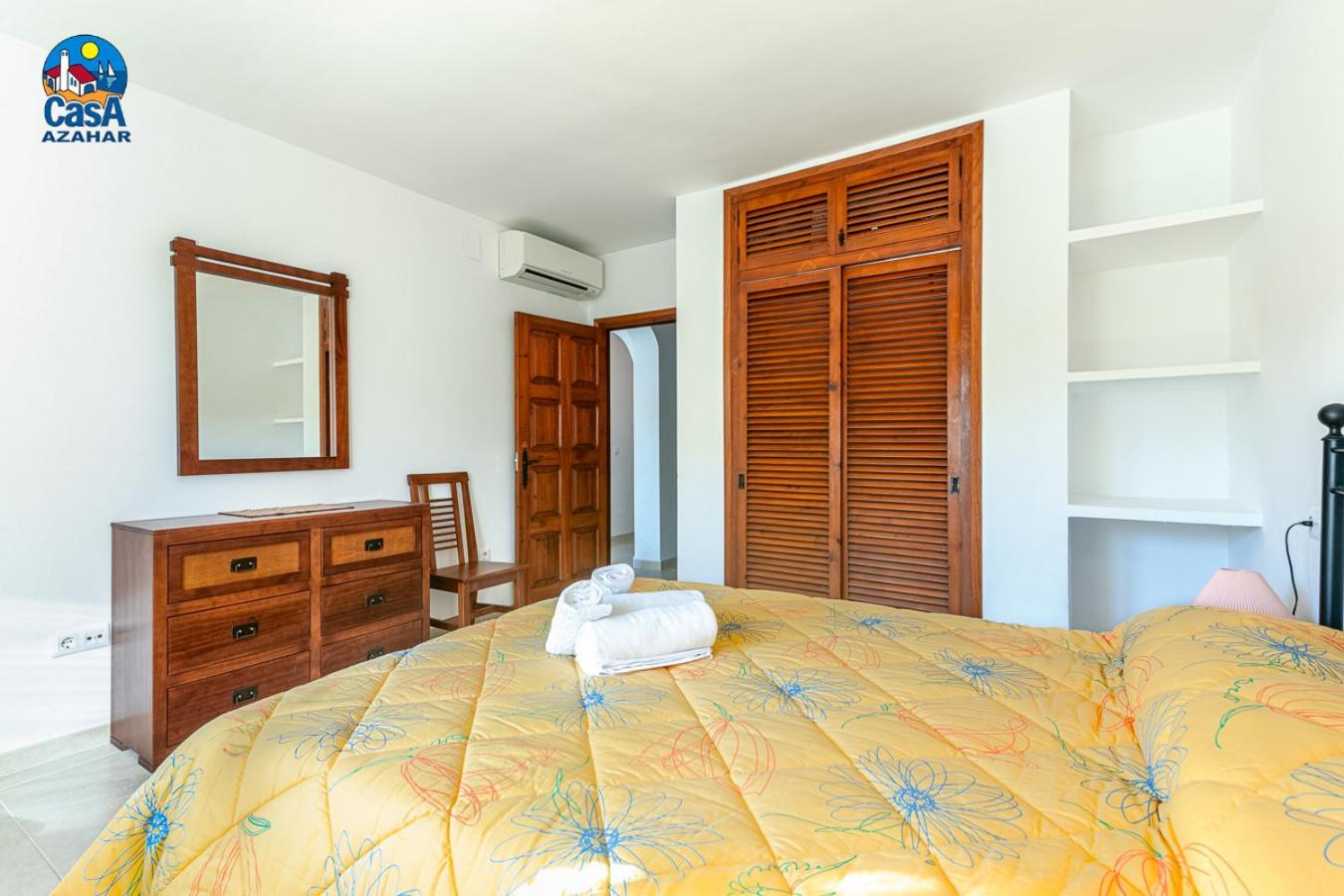Two-Bedroom Apartment with Terrace - Photo 19