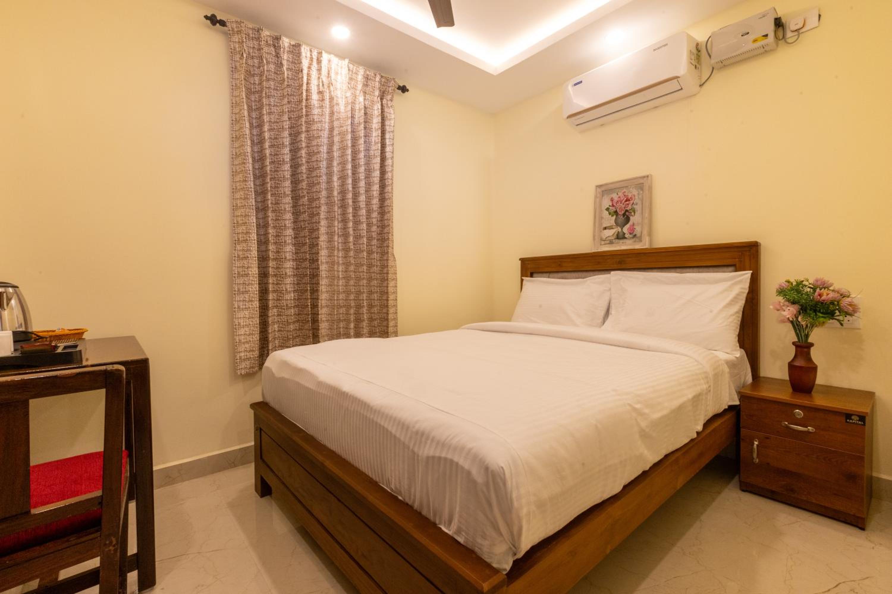 Double Room - Photo 6