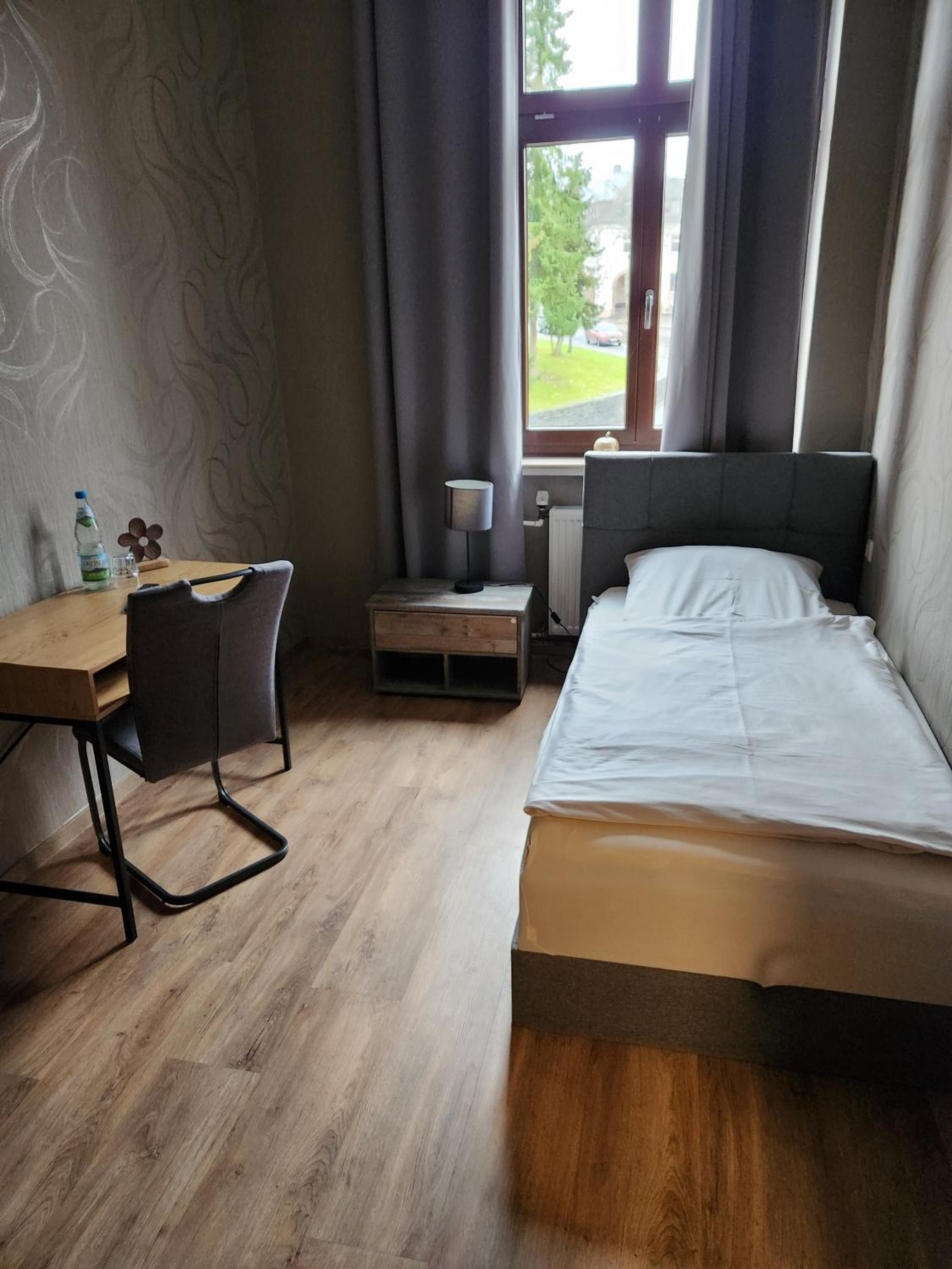 Standard Single Room with Shower