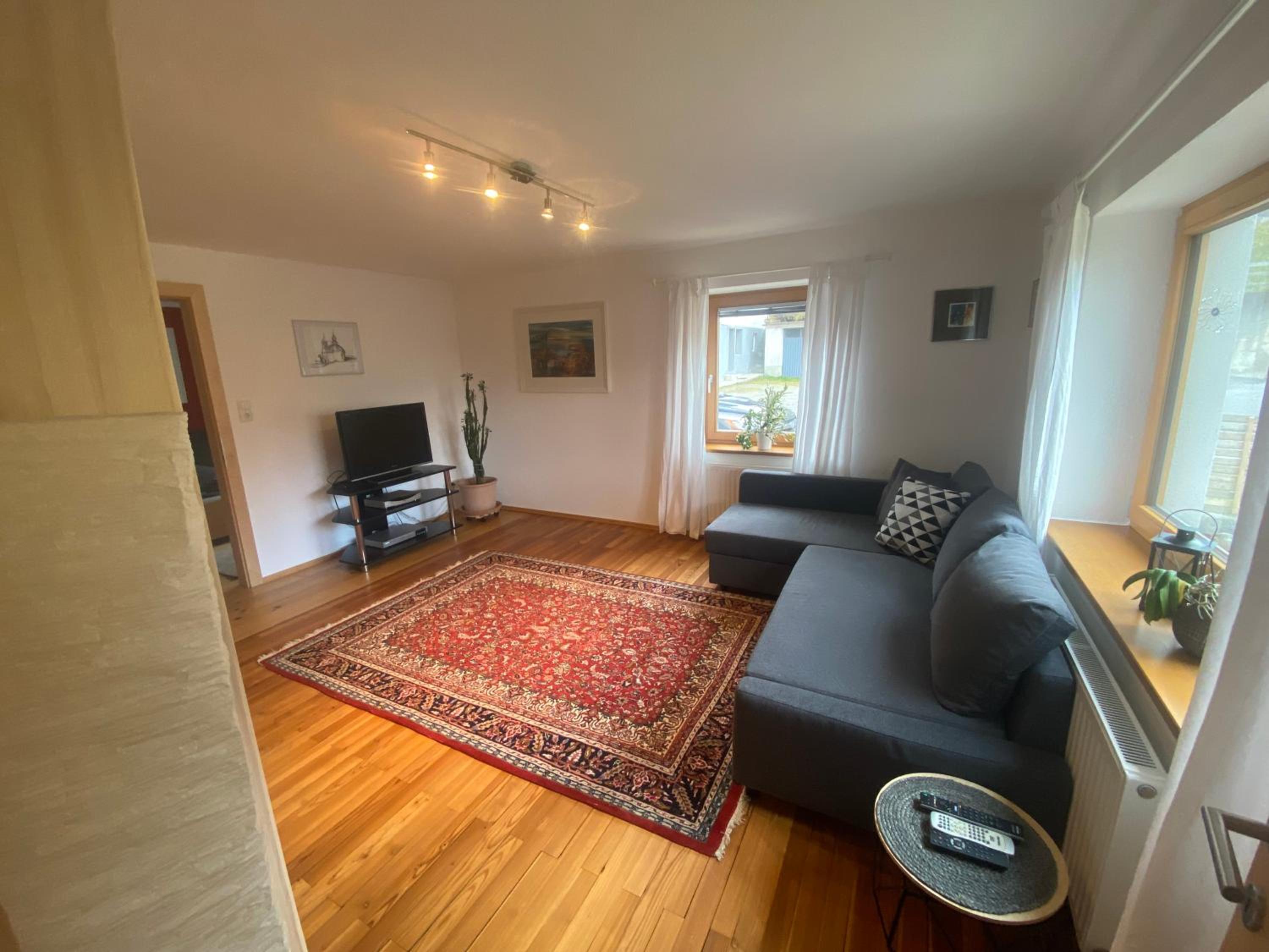 One-Bedroom Apartment photo 3
