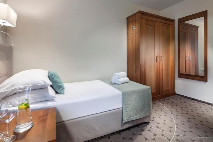 Single Room photo 1