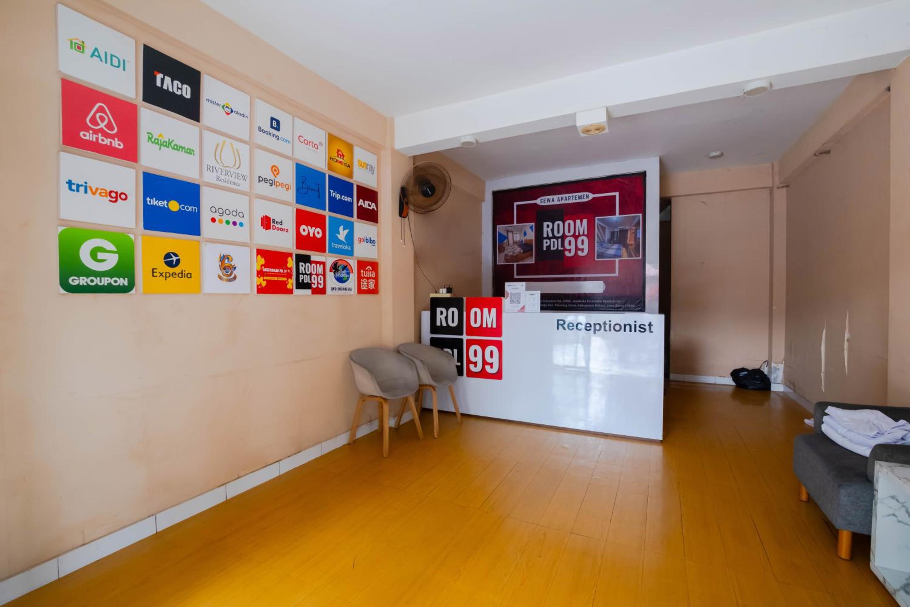 One-Bedroom Apartment photo 2