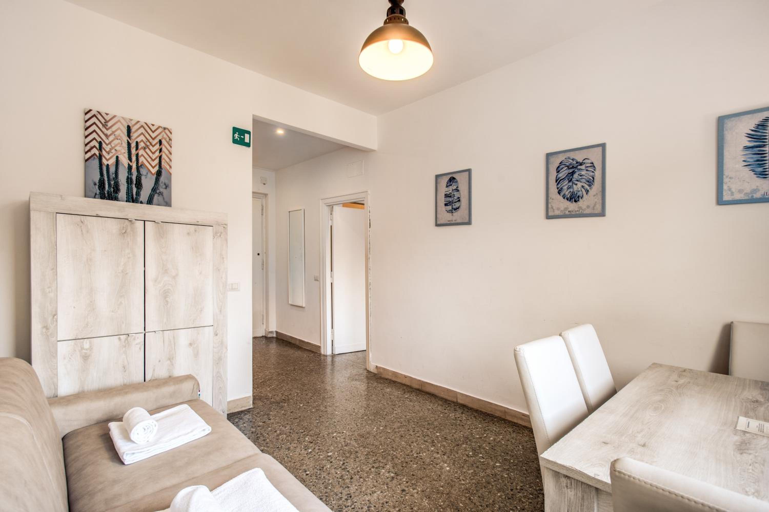 One-Bedroom Apartment with Balcony