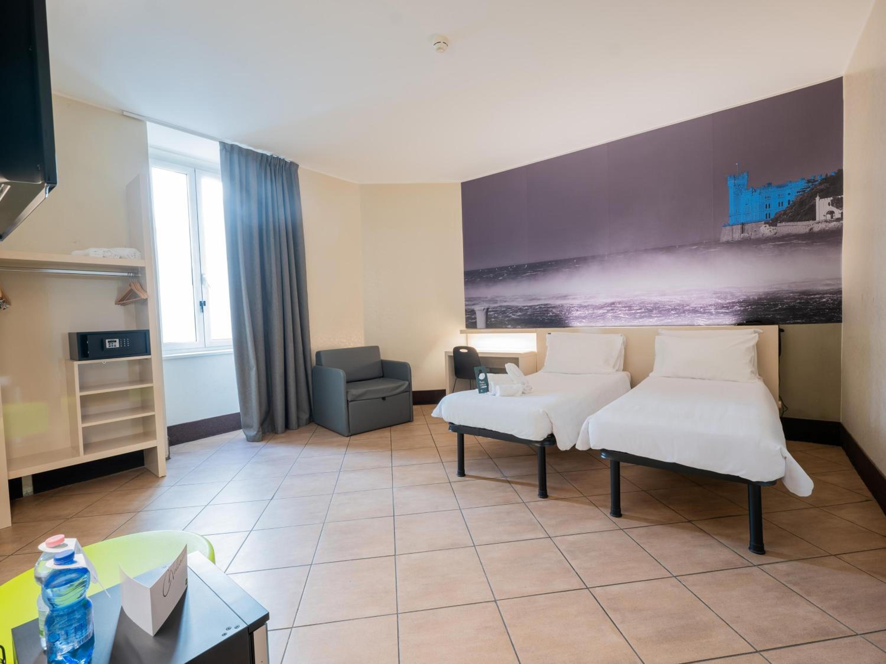 Superior Twin Room - Photo 1