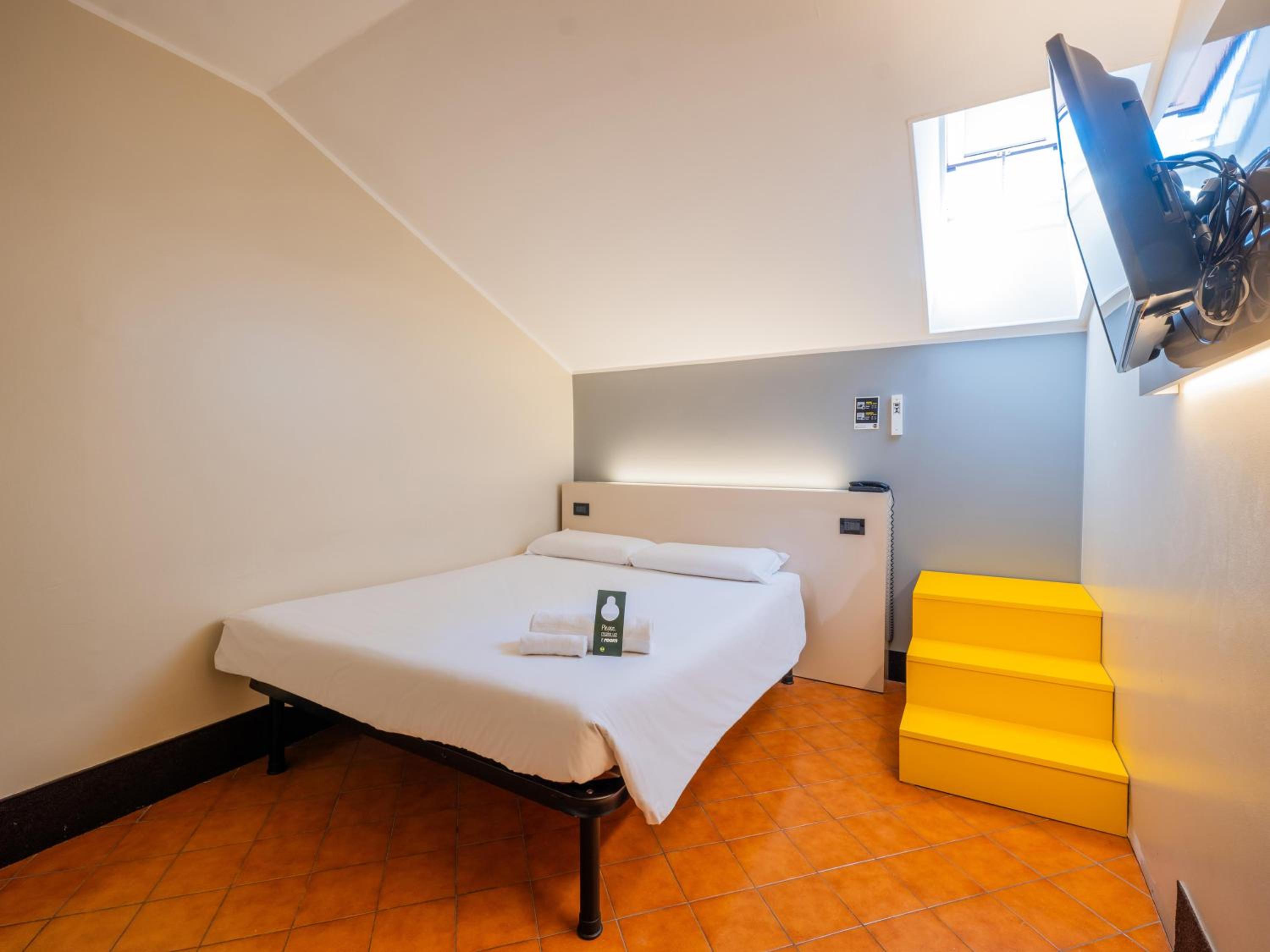 Economy Double Room